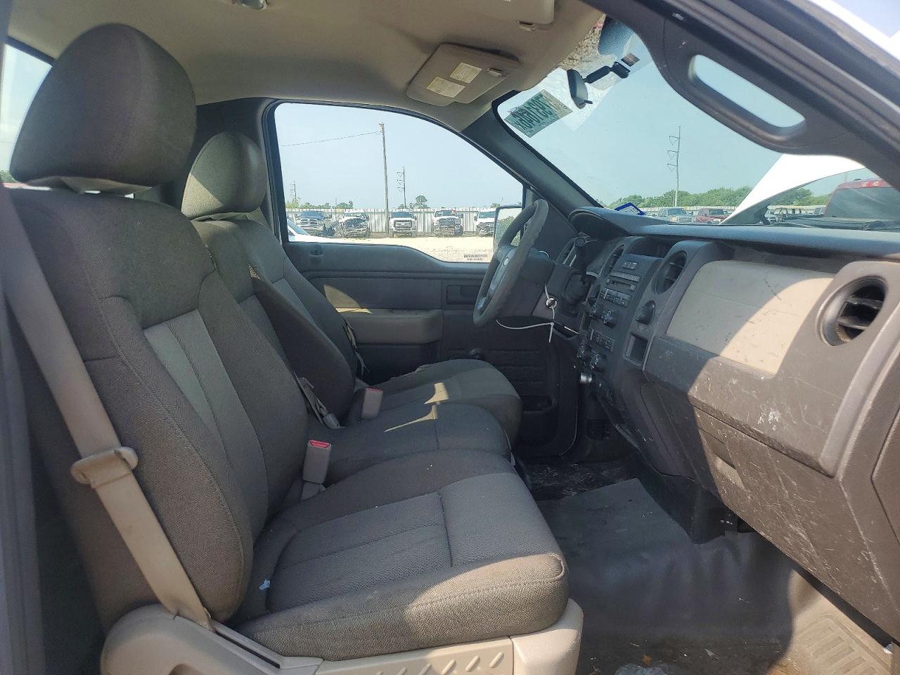 2010 Ford F150 White vin: 1FTMF1CW1AKE49165