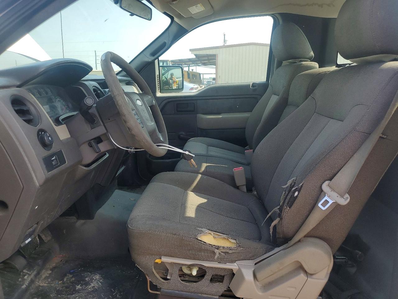 2010 Ford F150 White vin: 1FTMF1CW1AKE49165