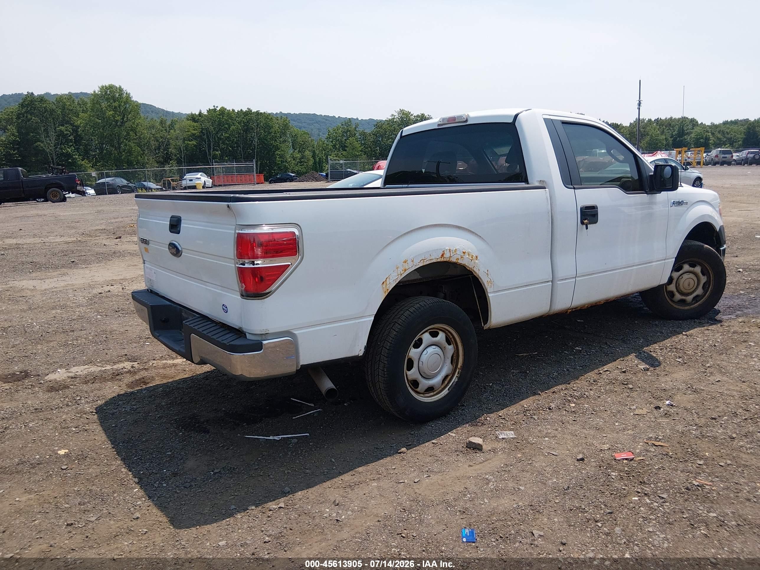 2010 Ford F-150 Stx/xl/xl W/mid-box Prep/xlt/xlt W/mid-box Prep White vin: 1FTMF1CW2AKB05313