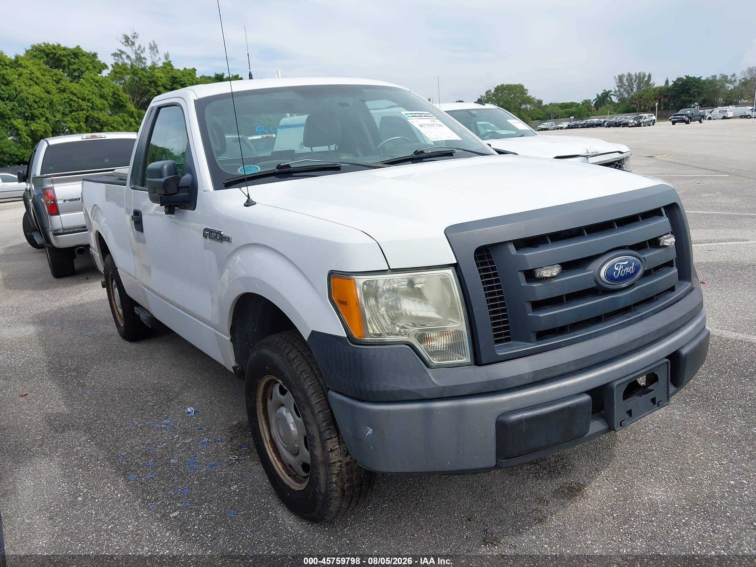 2010 Ford F-150 Stx/xl/xl W/mid-box Prep/xlt/xlt W/mid-box Prep White vin: 1FTMF1CW3AFC92134