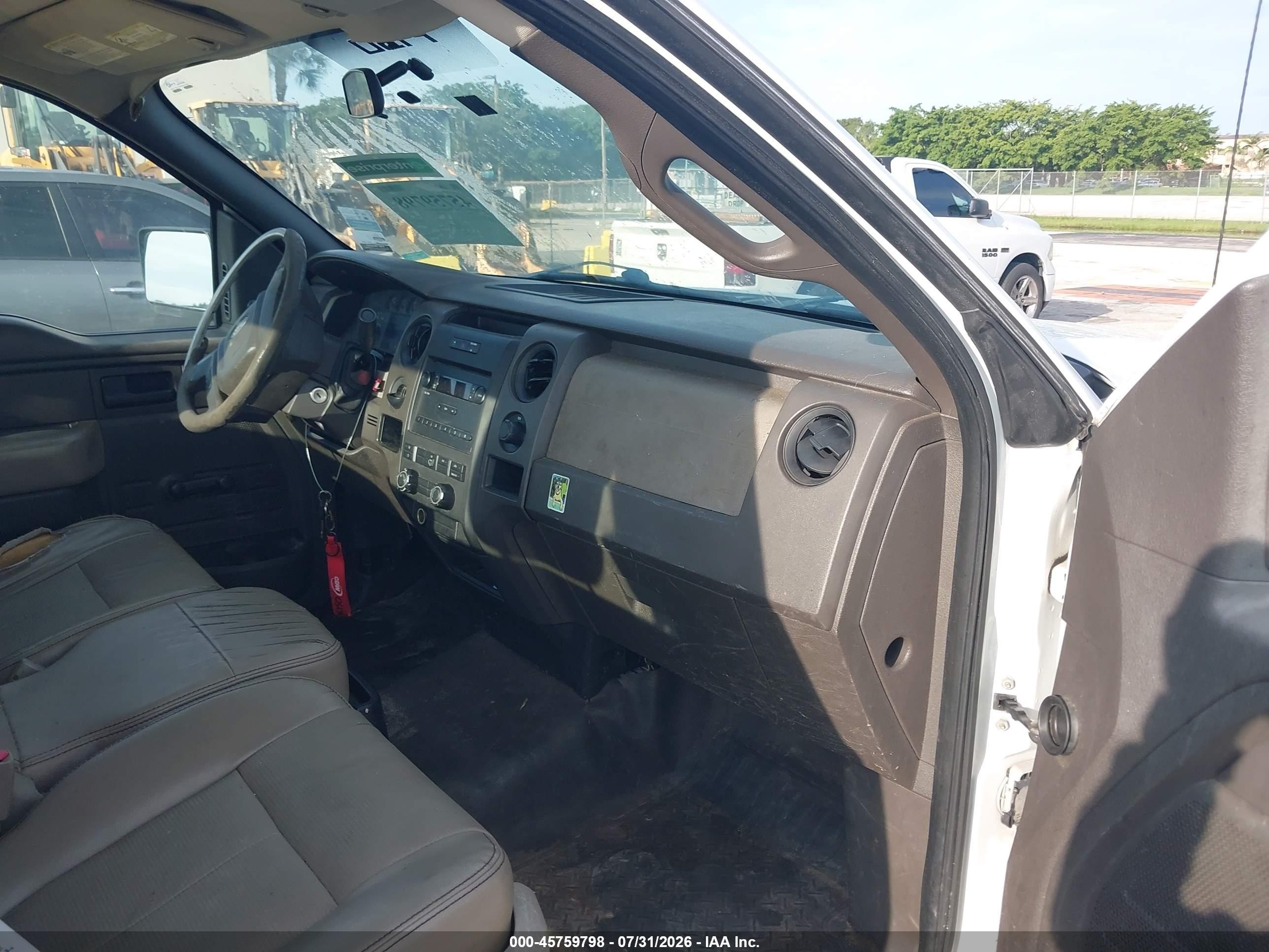 2010 Ford F-150 Stx/xl/xl W/mid-box Prep/xlt/xlt W/mid-box Prep White vin: 1FTMF1CW3AFC92134