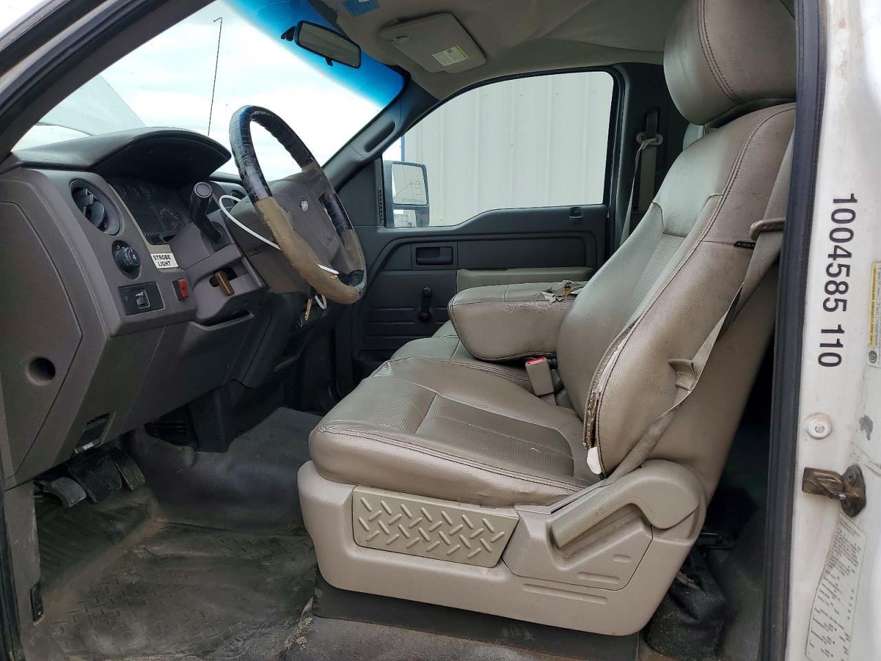 2010 Ford F150 White vin: 1FTMF1CW3AKB55329
