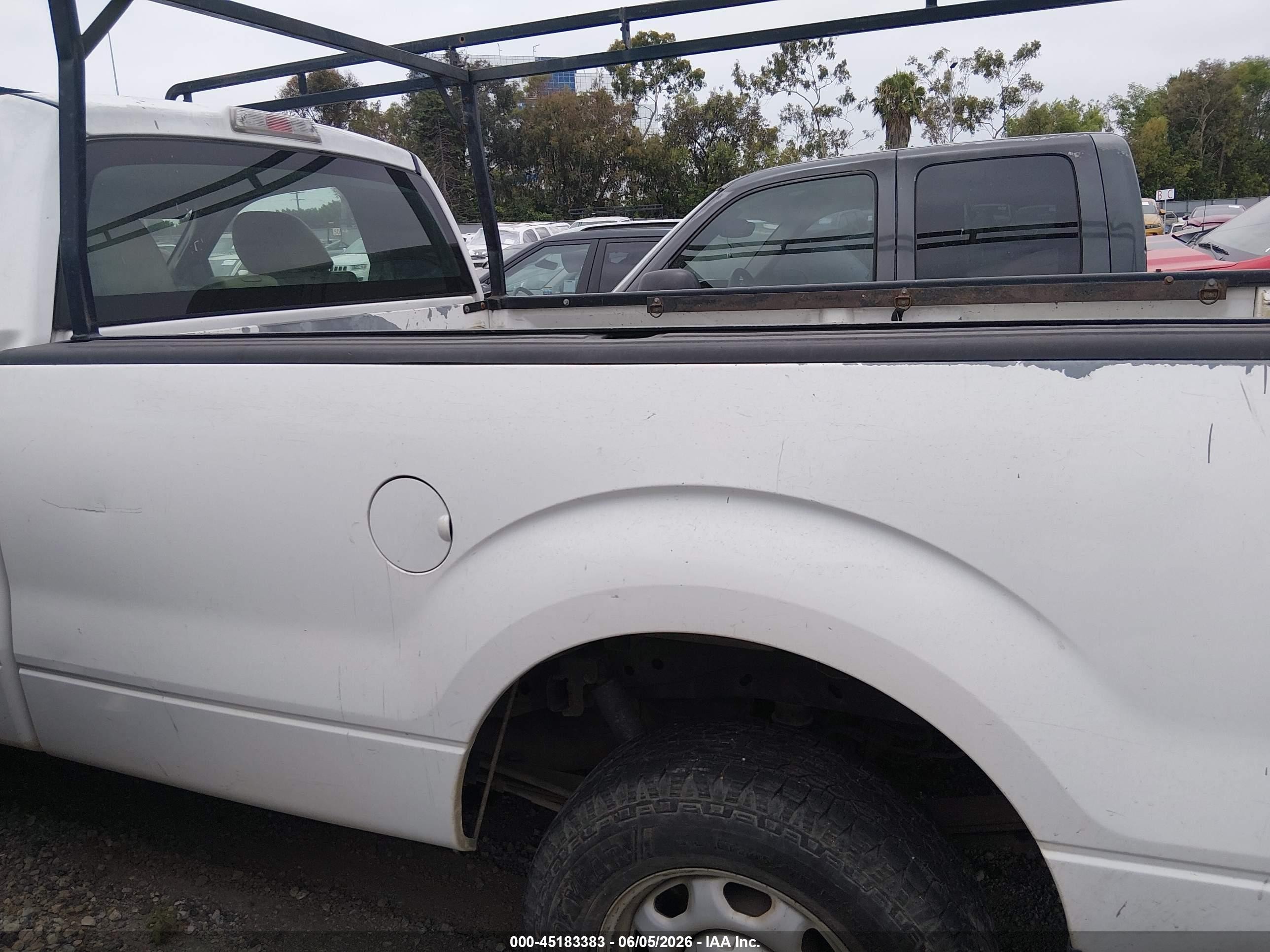 2010 Ford F-150 Stx/xl/xlt White vin: 1FTMF1CW3AKE27300