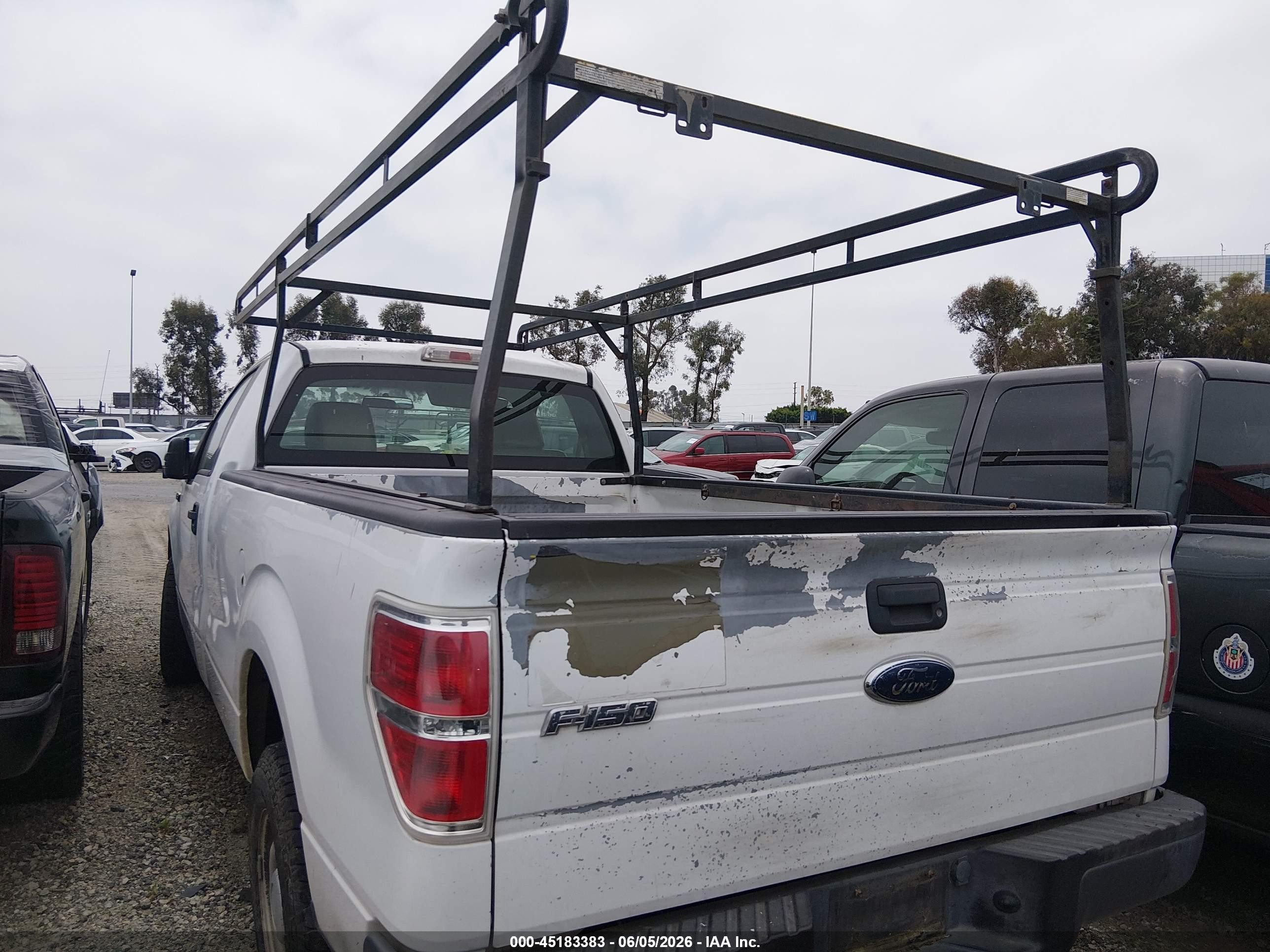 2010 Ford F-150 Stx/xl/xlt White vin: 1FTMF1CW3AKE27300