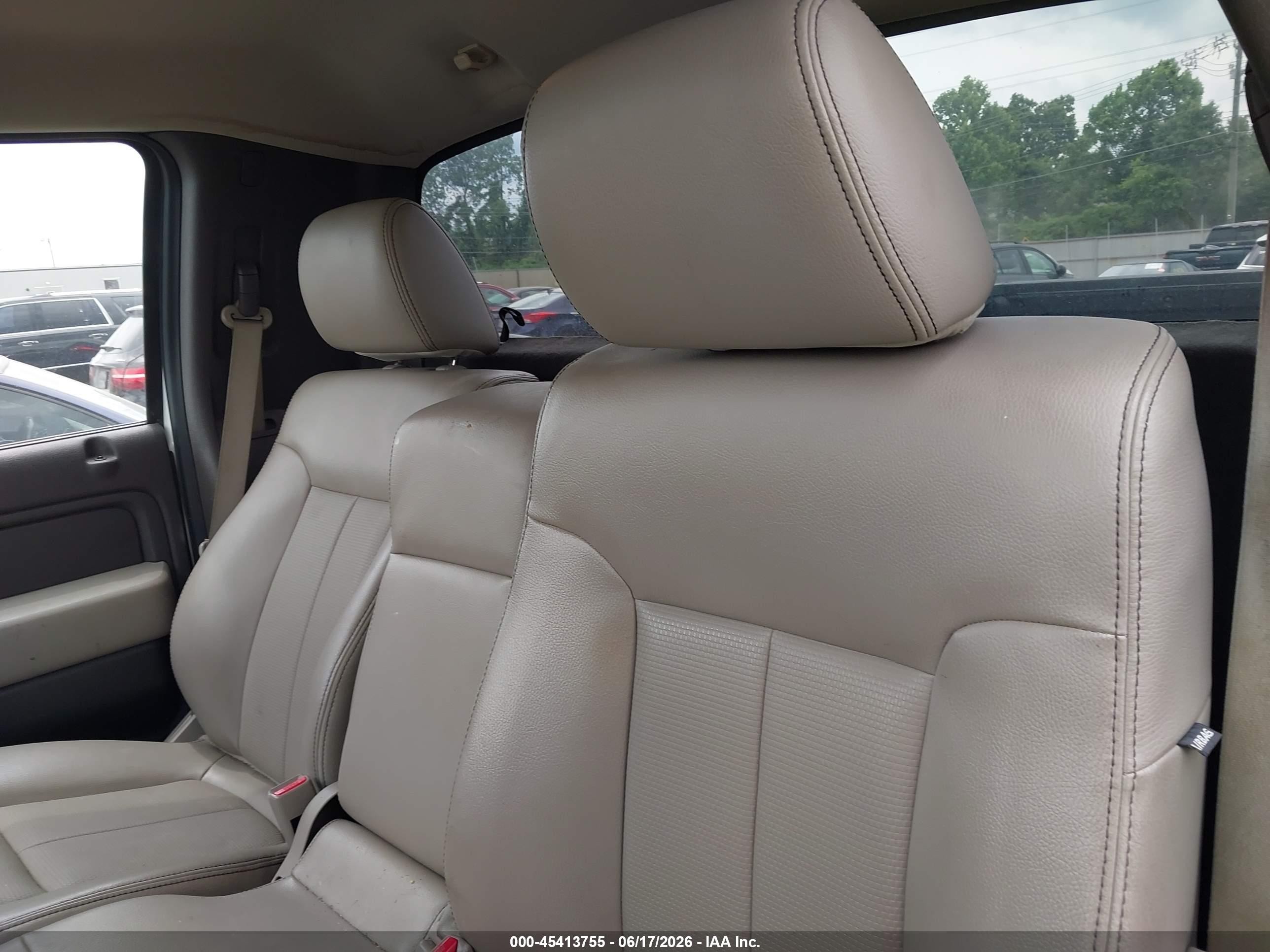 2010 Ford F-150 Stx/xl/xl W/mid-box Prep/xlt/xlt W/mid-box Prep White vin: 1FTMF1CW3AKE48633