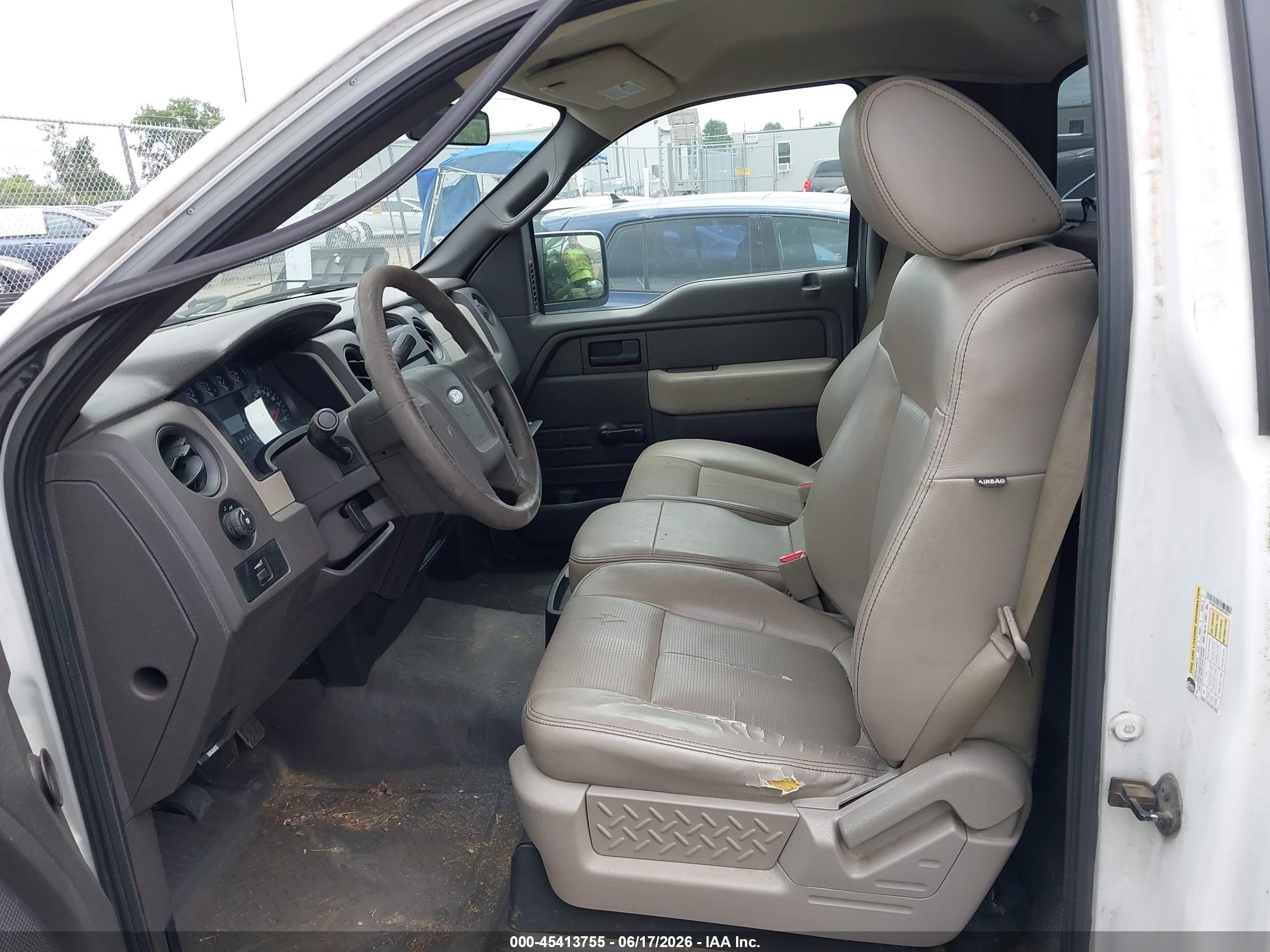2010 Ford F-150 Stx/xl/xl W/mid-box Prep/xlt/xlt W/mid-box Prep White vin: 1FTMF1CW3AKE48633