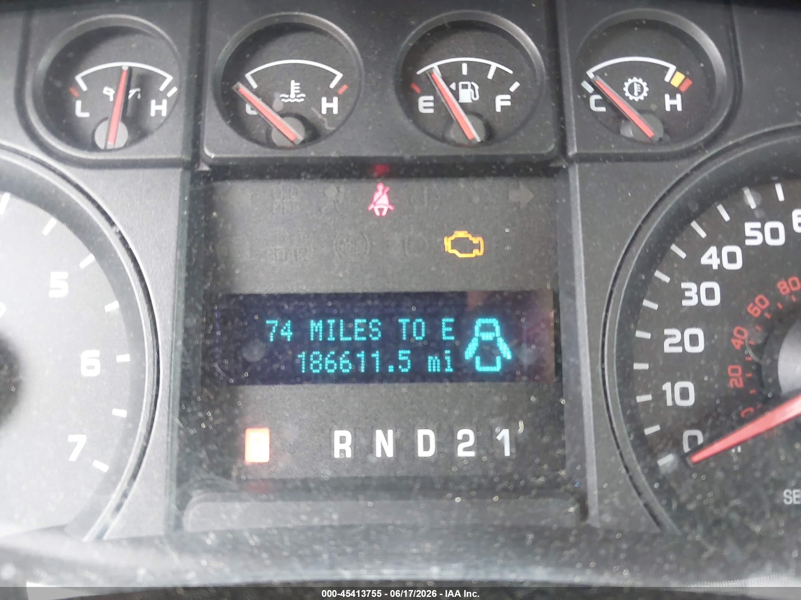 2010 Ford F-150 Stx/xl/xl W/mid-box Prep/xlt/xlt W/mid-box Prep White vin: 1FTMF1CW3AKE48633