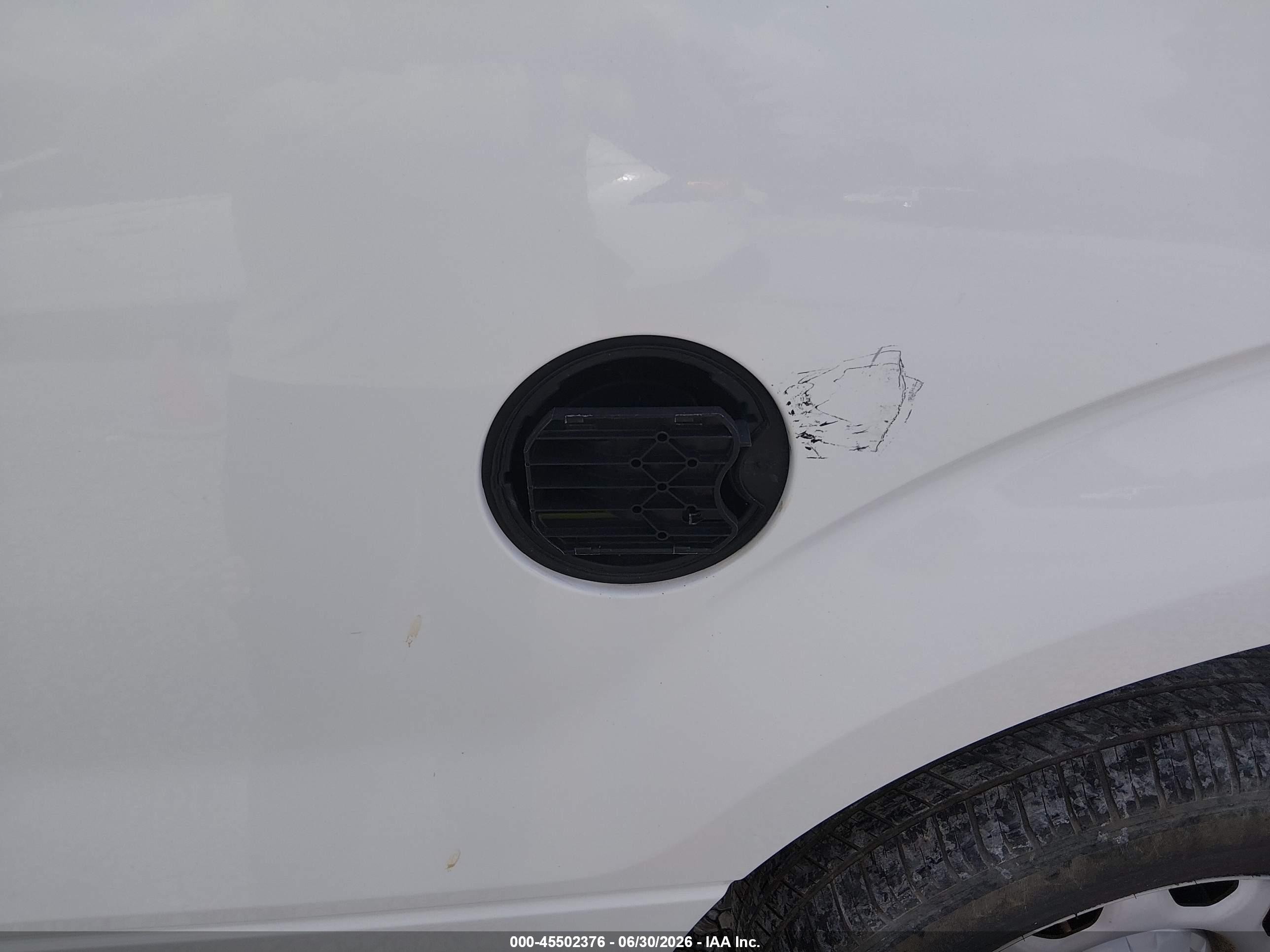 2010 Ford F150   Белый vin: 1FTMF1CW4AKB99971