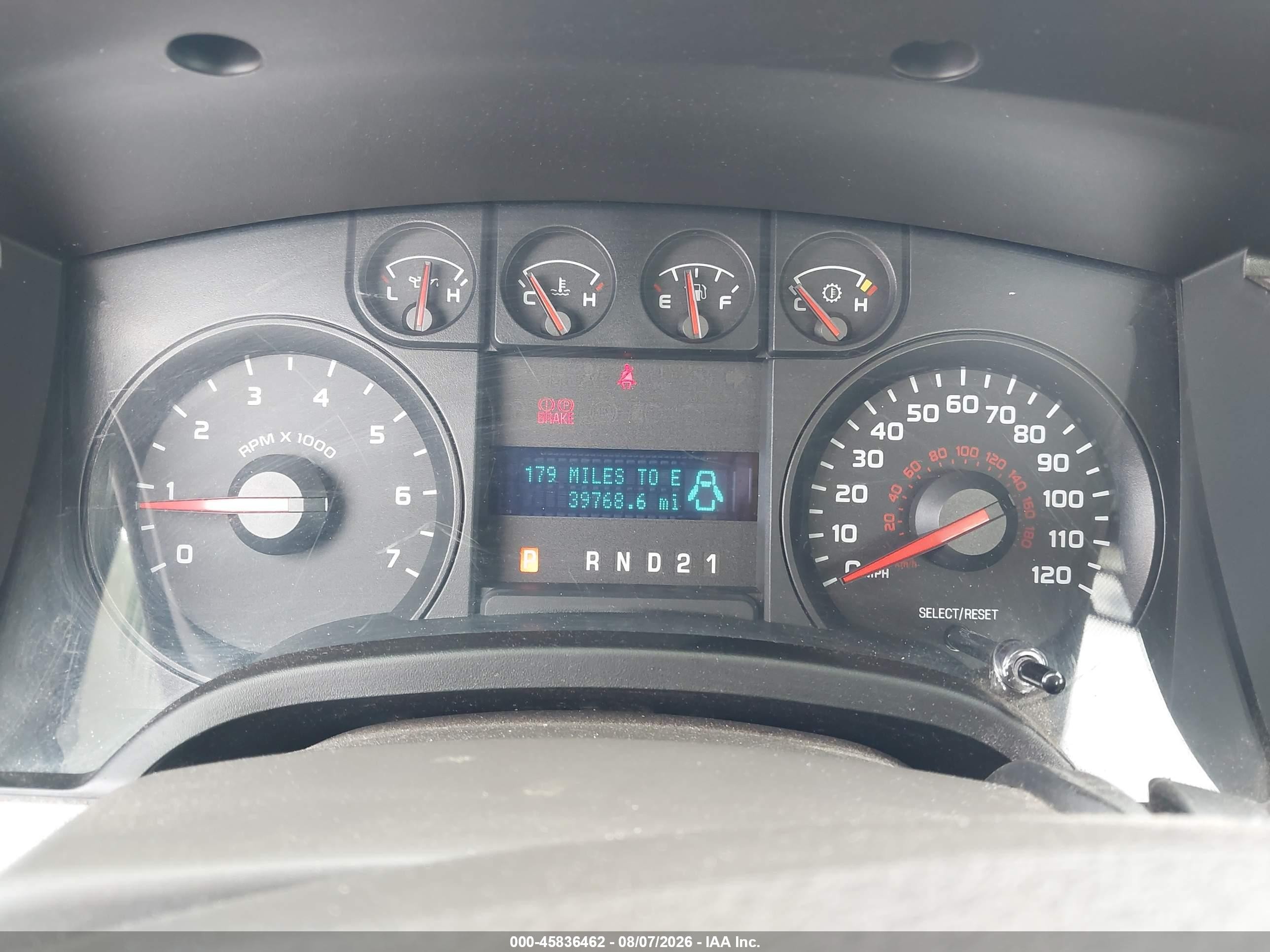2010 Ford F-150   White vin: 1FTMF1CW4AKE61536