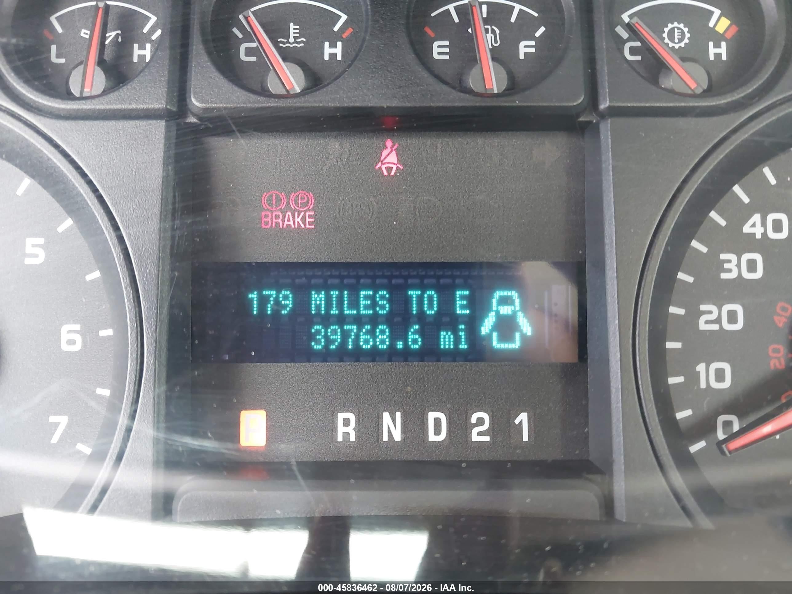 2010 Ford F-150   White vin: 1FTMF1CW4AKE61536