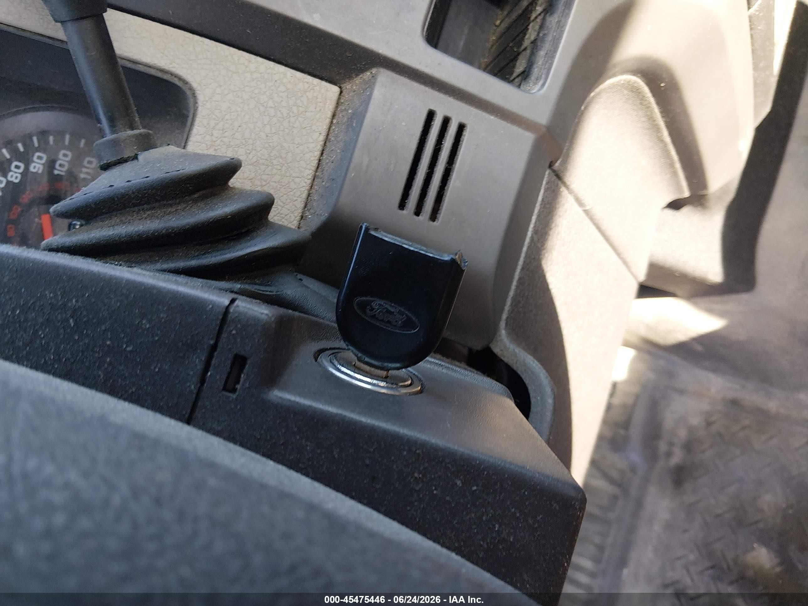 2010 Ford F-150 Stx/xl/xl W/mid-box Prep/xlt/xlt W/mid-box Prep Black vin: 1FTMF1CW5AKA21079