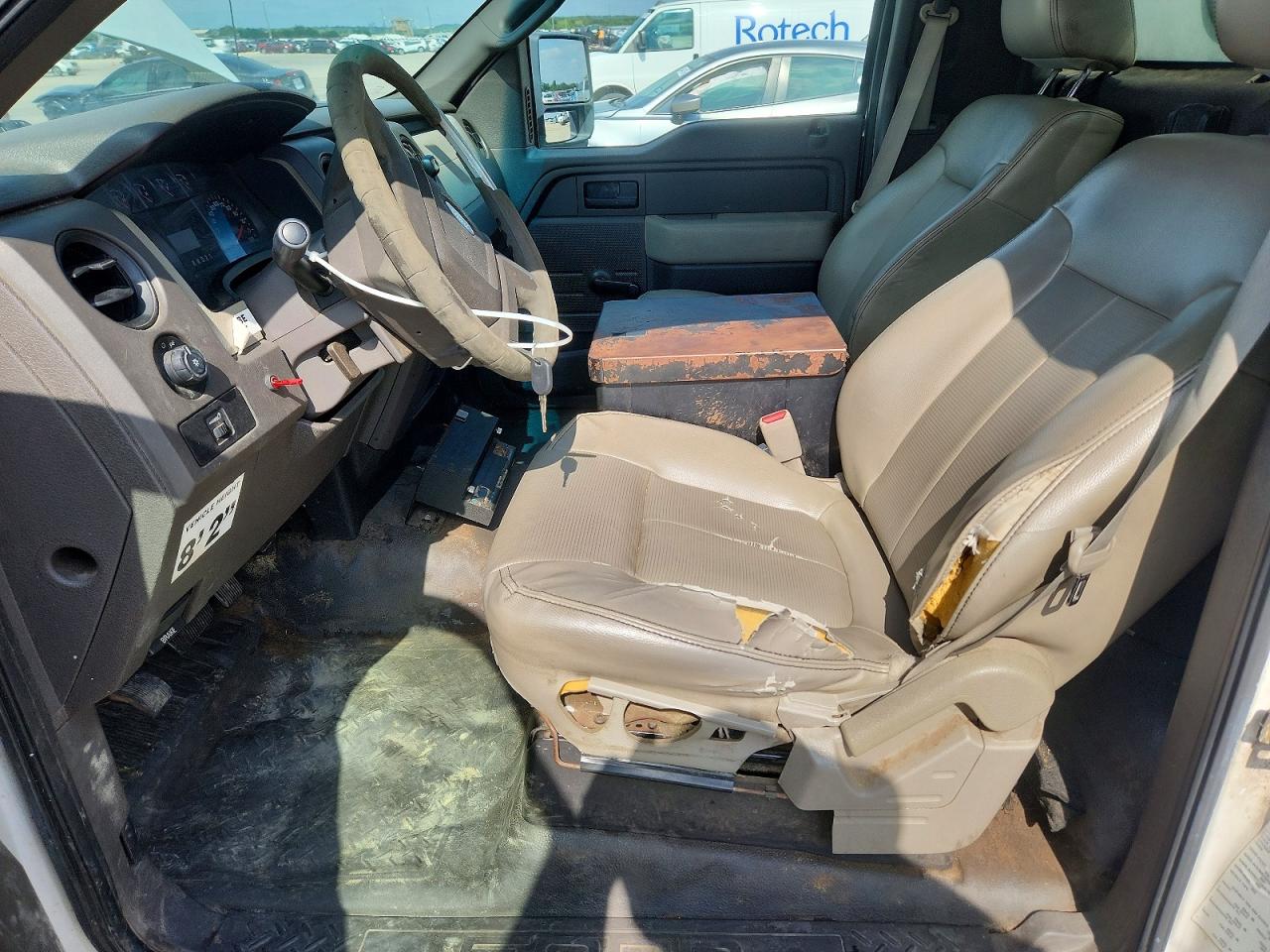2010 Ford F150 White vin: 1FTMF1CW5AKB11123