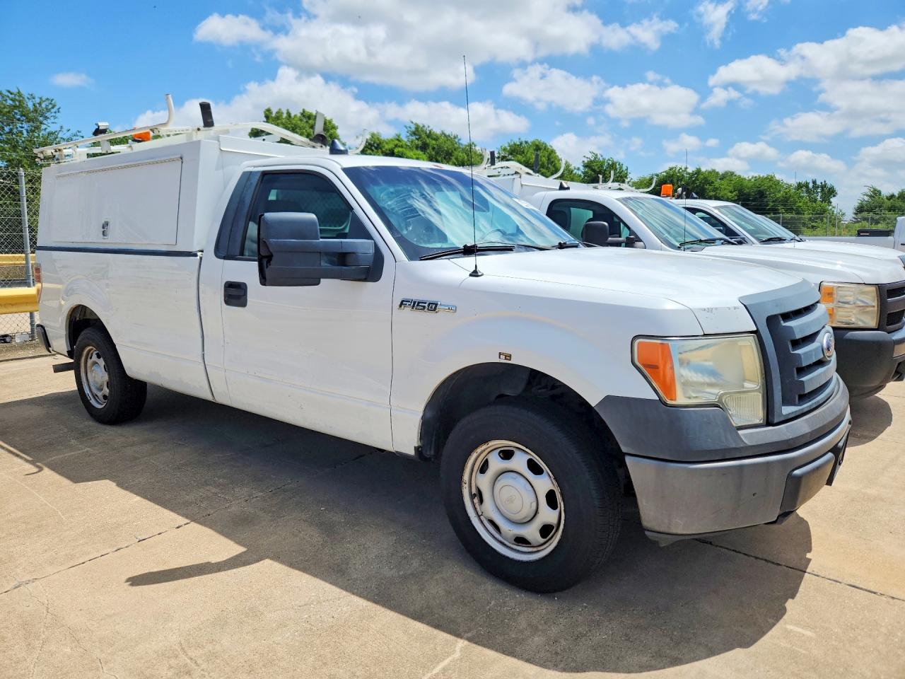 2010 Ford F150 White vin: 1FTMF1CW5AKB11123