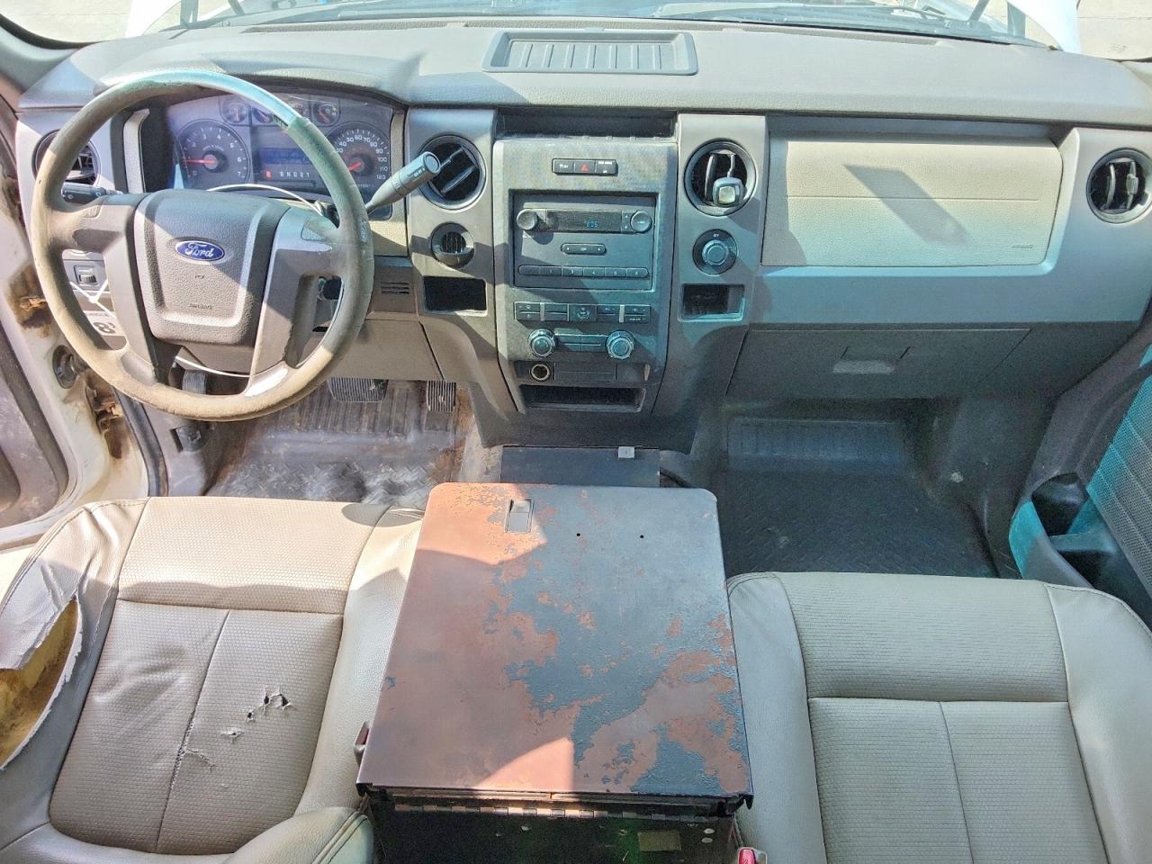2010 Ford F150 White vin: 1FTMF1CW5AKB11123