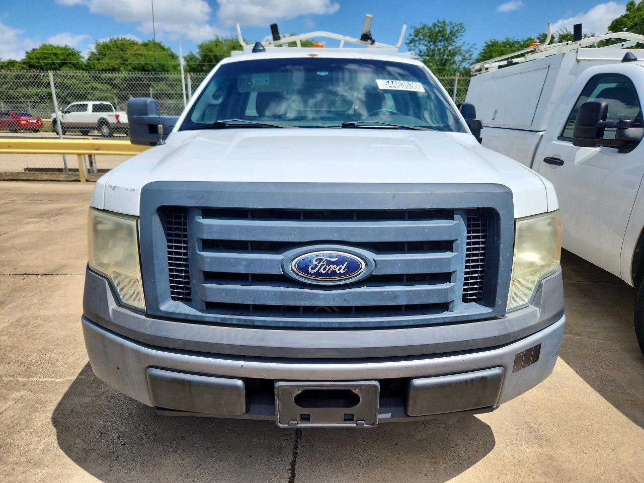 2010 Ford F150 White vin: 1FTMF1CW5AKB11123