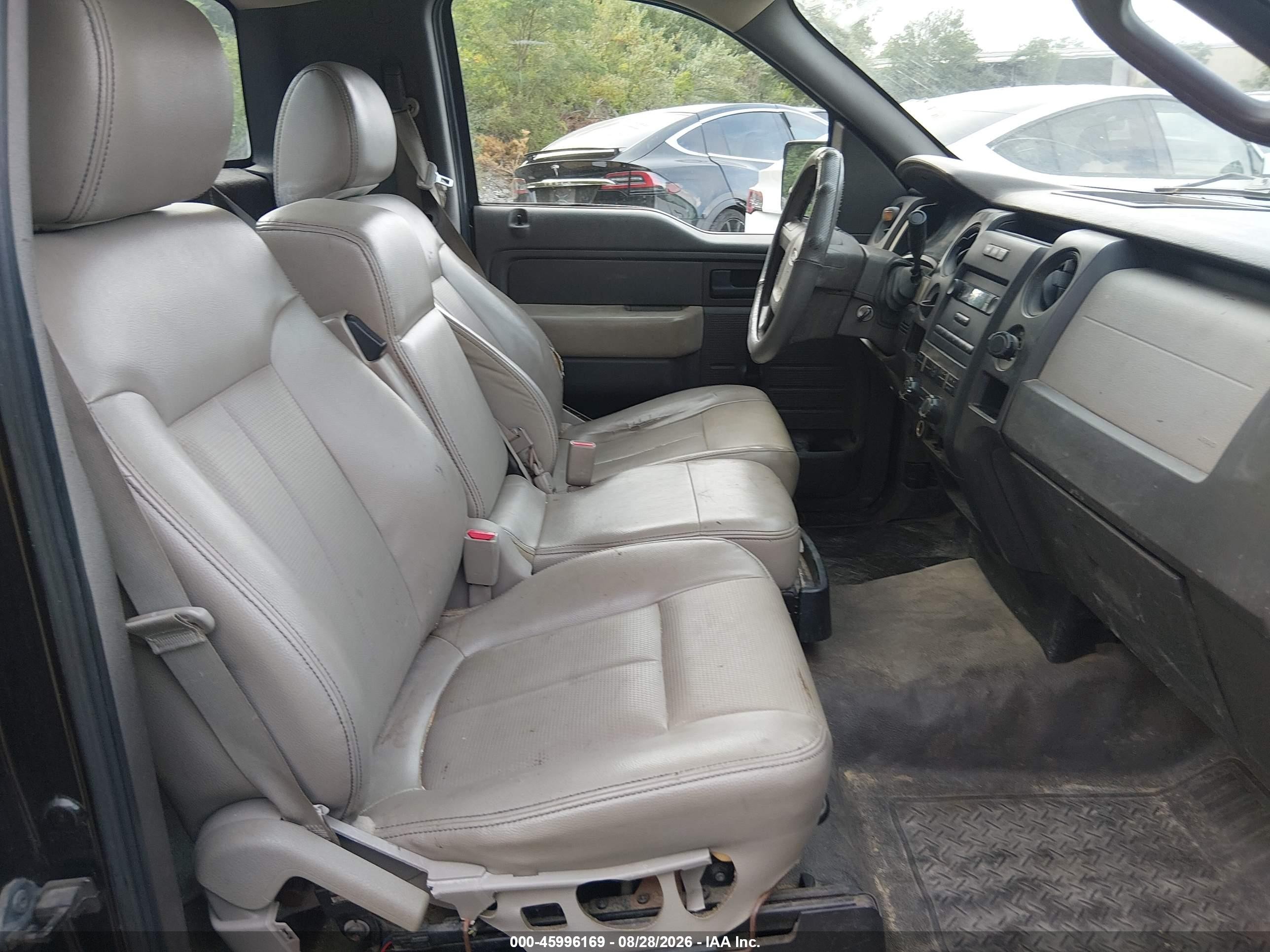 2010 Ford F-150 Stx/xl/xlt/xlt W/mid-box Prep Black vin: 1FTMF1CW5AKB24048