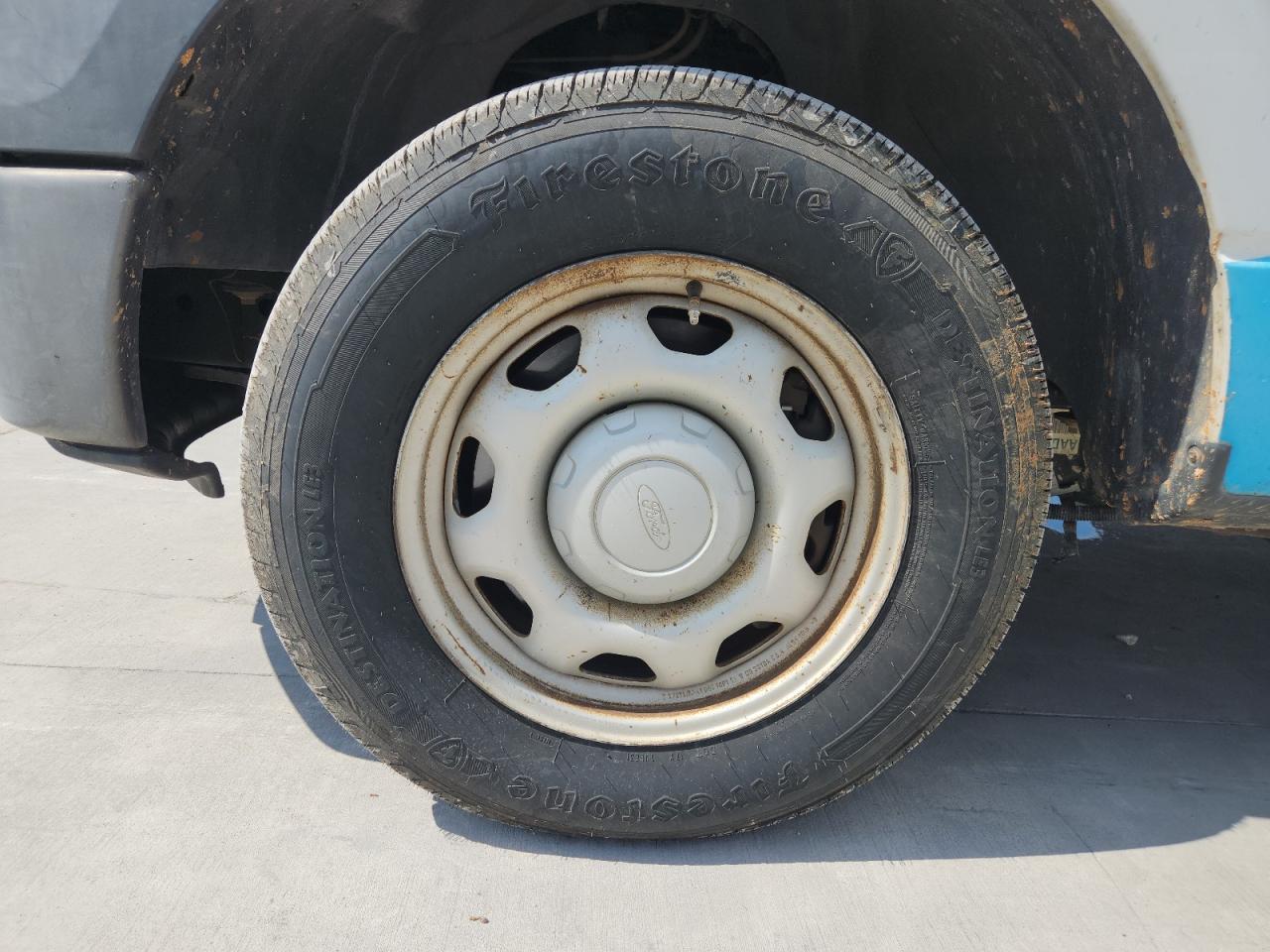2010 Ford F150 White vin: 1FTMF1CW6AKB11079 Damage: Left Front Wheel, Corrosion, > 12 Inches