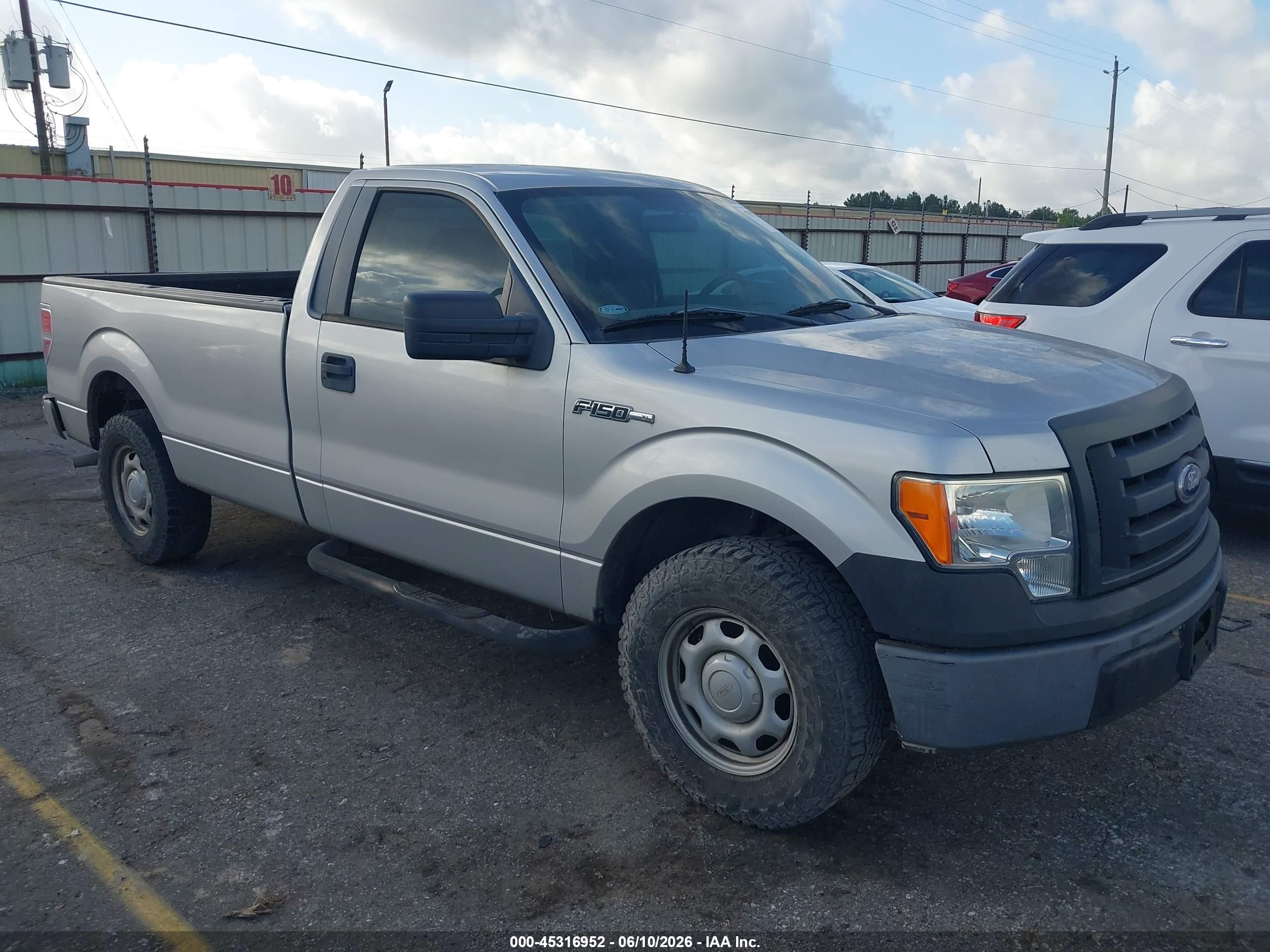2010 Ford F-150 Stx/xl/xlt Серебряный vin: 1FTMF1CW7AKC37046