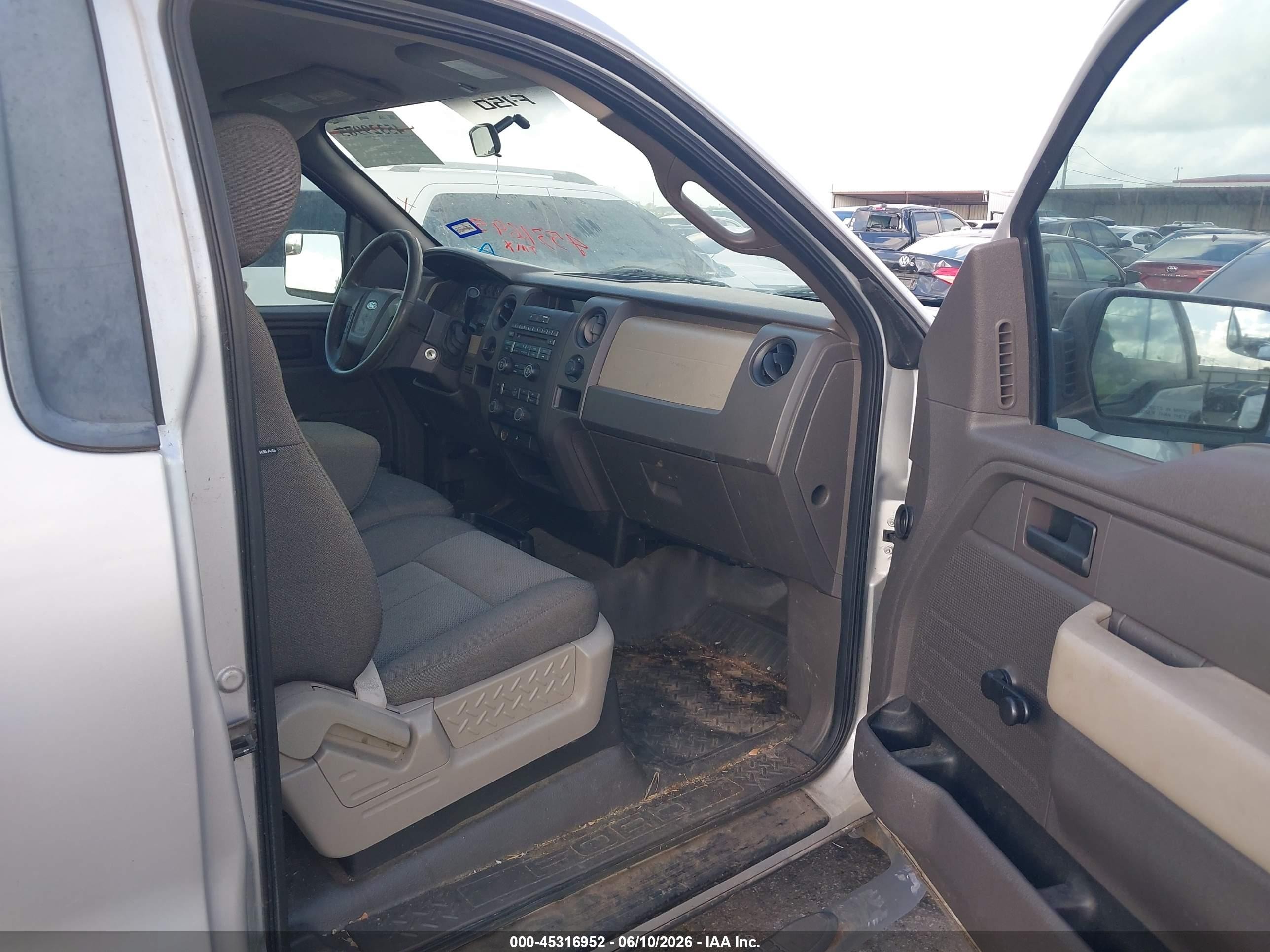 2010 Ford F-150 Stx/xl/xlt Серебряный vin: 1FTMF1CW7AKC37046