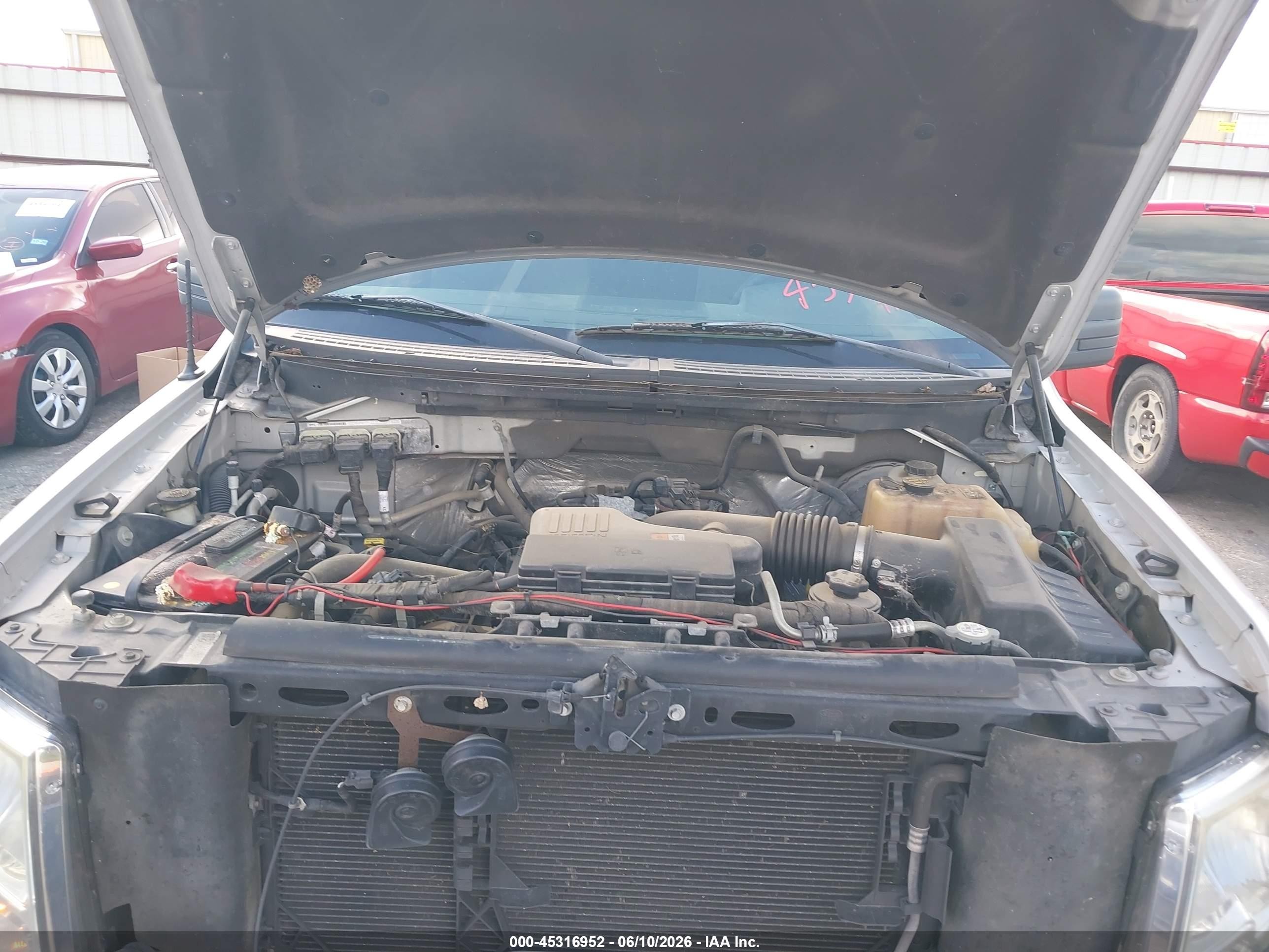 2010 Ford F-150 Stx/xl/xlt Серебряный vin: 1FTMF1CW7AKC37046