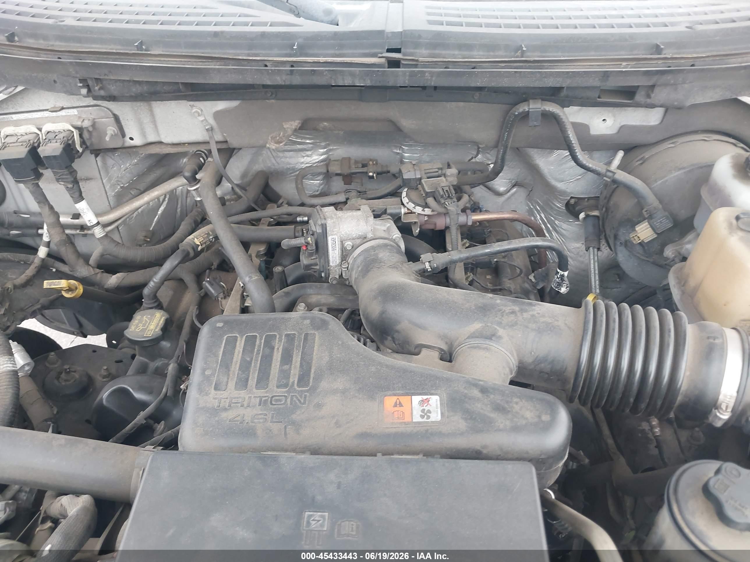 2010 Ford F-150   Silver vin: 1FTMF1CW7AKC54669