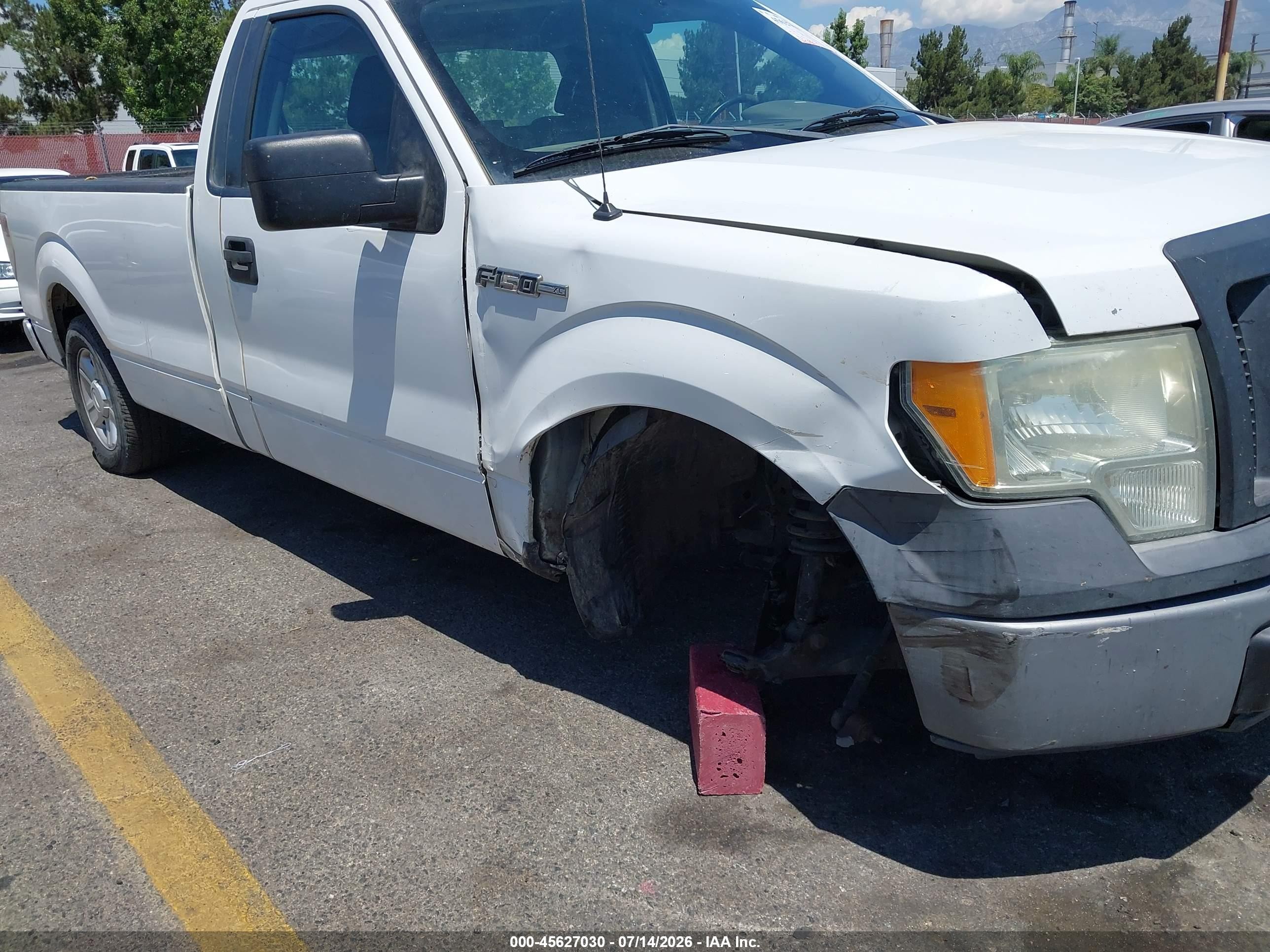 2010 Ford F-150 Stx/xl/xl W/mid-box Prep/xlt/xlt W/mid-box Prep White vin: 1FTMF1CW7AKE43192