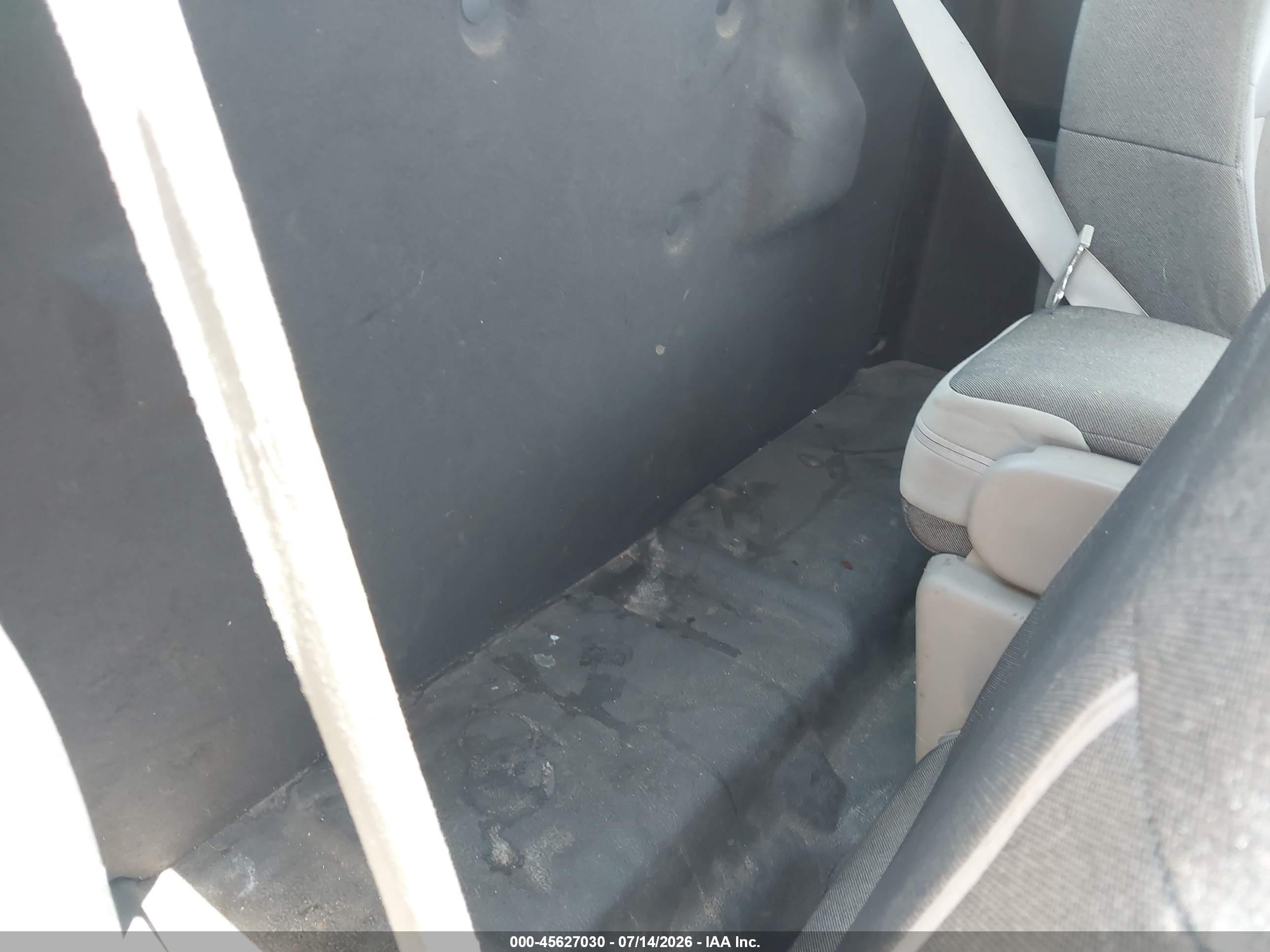 2010 Ford F-150 Stx/xl/xl W/mid-box Prep/xlt/xlt W/mid-box Prep White vin: 1FTMF1CW7AKE43192