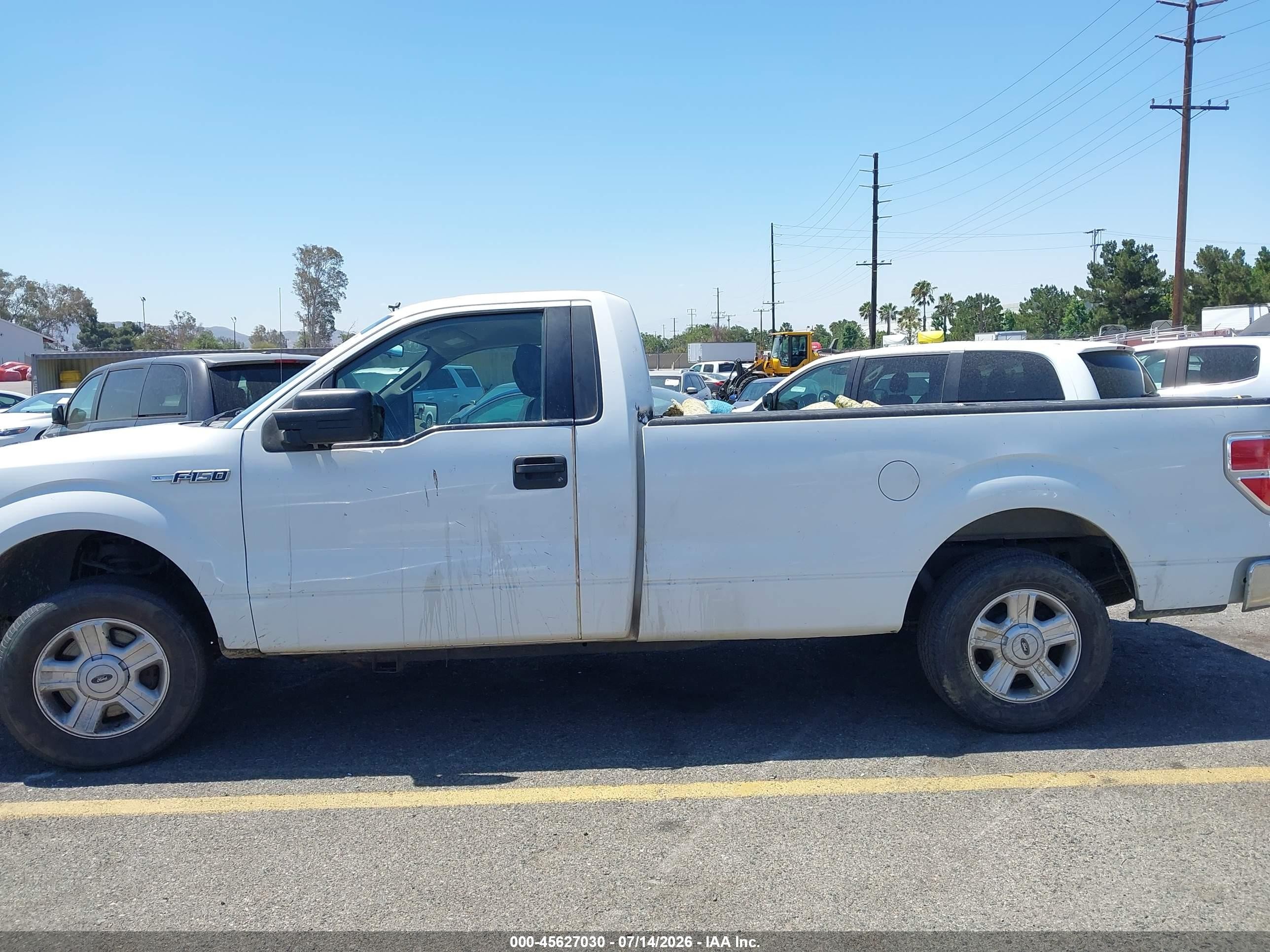 2010 Ford F-150 Stx/xl/xl W/mid-box Prep/xlt/xlt W/mid-box Prep White vin: 1FTMF1CW7AKE43192