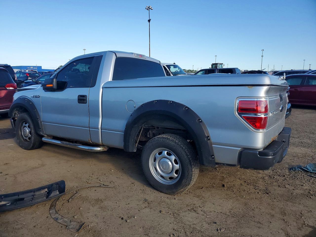 2010 Ford F150 Серебряный vin: 1FTMF1CW8AKA59874