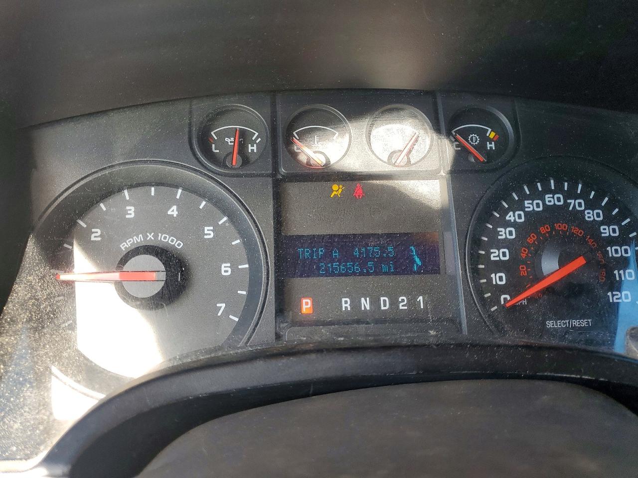 2010 Ford F150 Серебряный vin: 1FTMF1CW8AKA59874