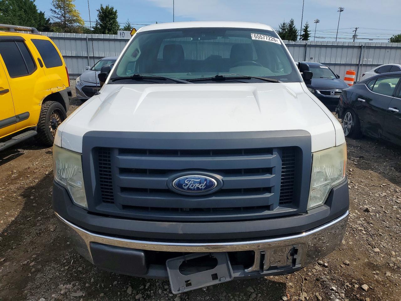 2010 Ford F150 White vin: 1FTMF1CW9AKB60437