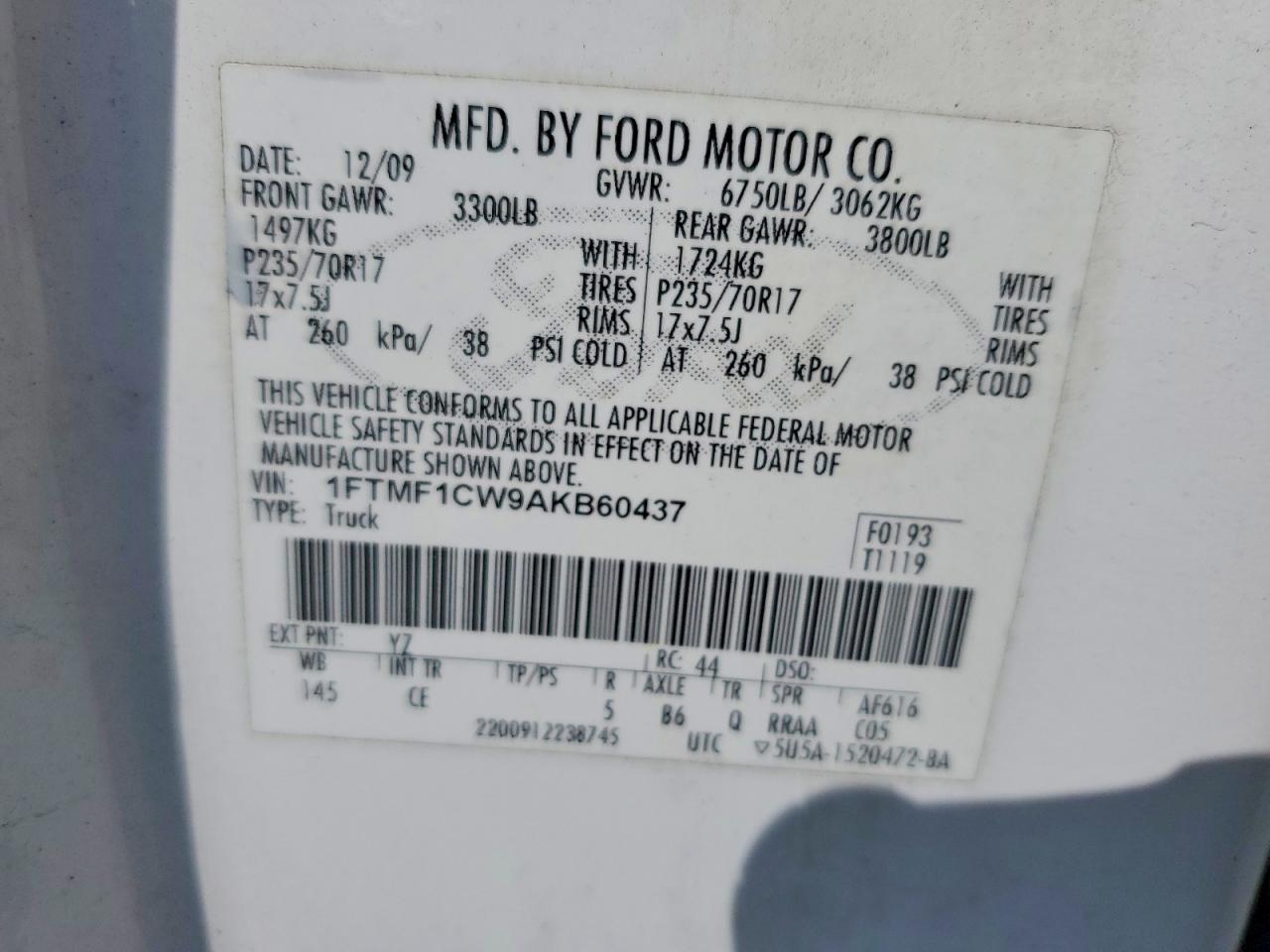 2010 Ford F150 White vin: 1FTMF1CW9AKB60437