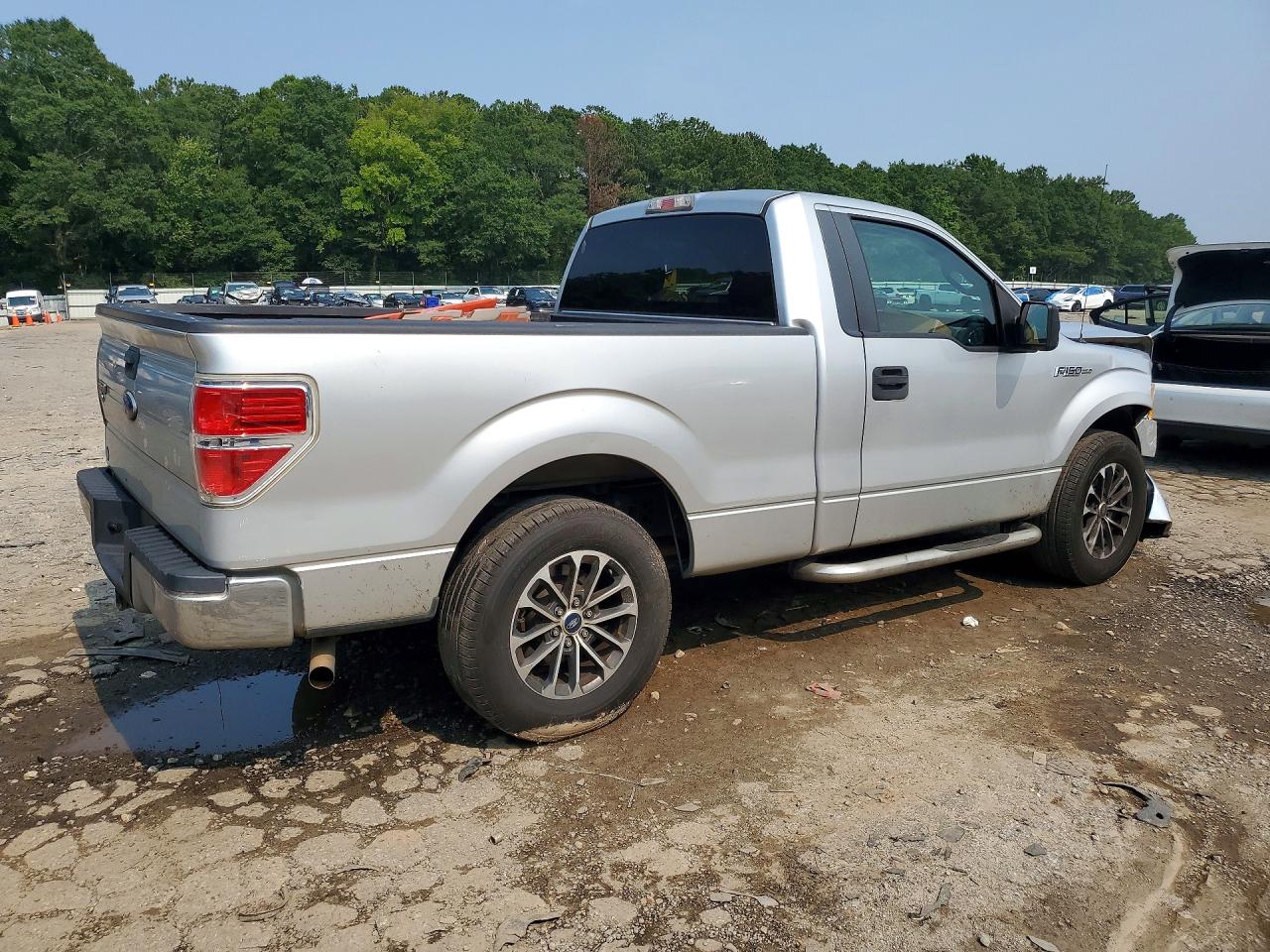 2010 Ford F150 Silver vin: 1FTMF1CWXAFD38266