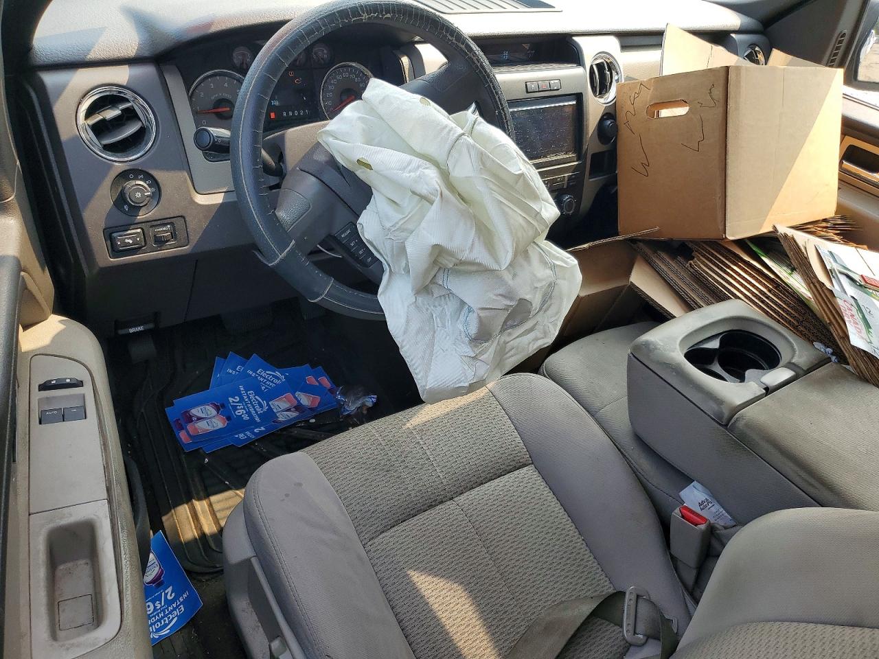 2010 Ford F150 Silver vin: 1FTMF1CWXAFD38266