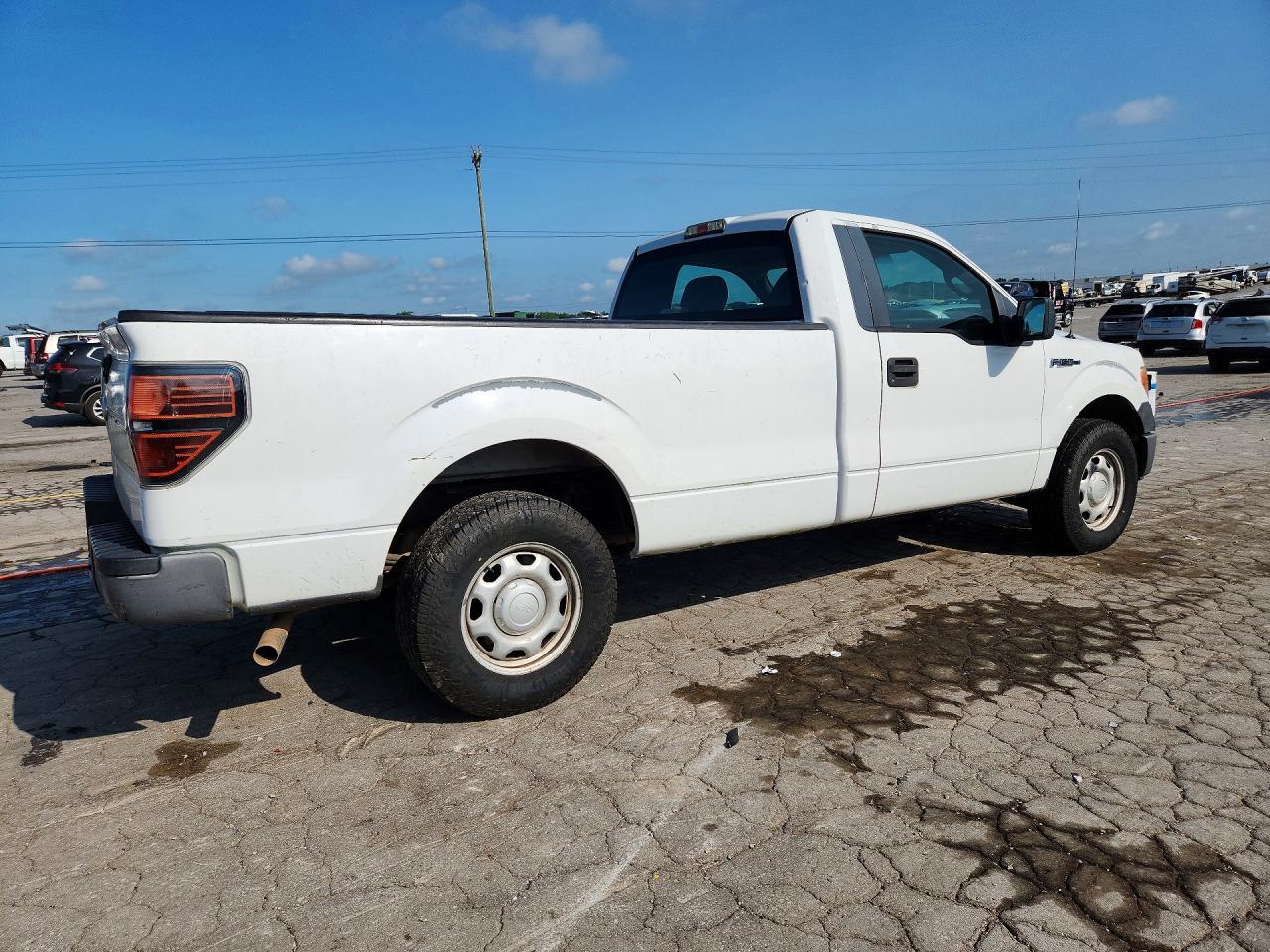 2010 Ford F150 White vin: 1FTMF1CWXAKA66972