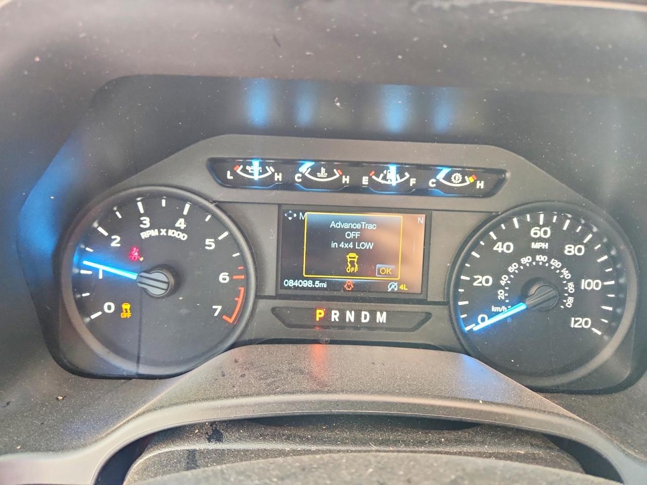 2018 Ford F150 White vin: 1FTMF1E50JKF49343