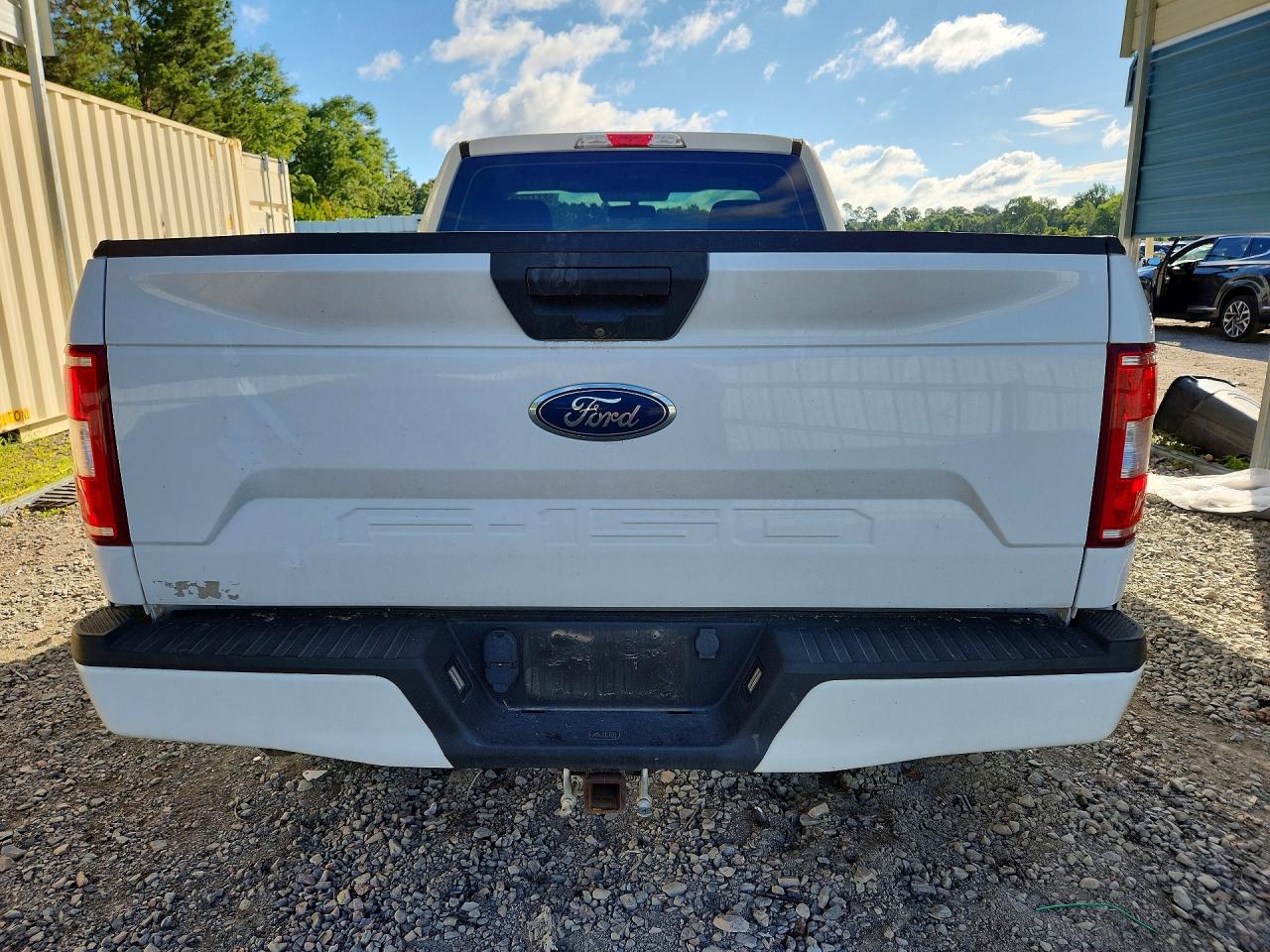 2018 Ford F150 White vin: 1FTMF1E50JKF49343