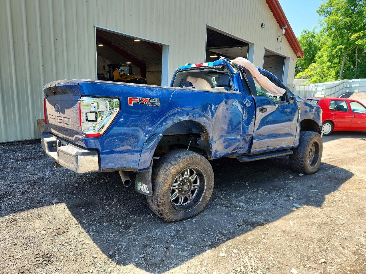 2023 Ford F150 Синий vin: 1FTMF1E57PKF25095