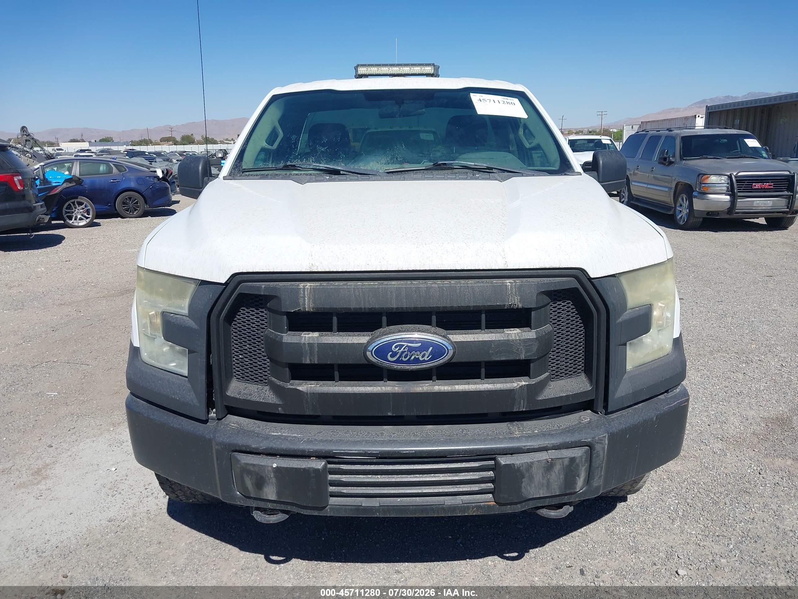 2015 Ford F-150 Xl White vin: 1FTMF1E81FKD29419