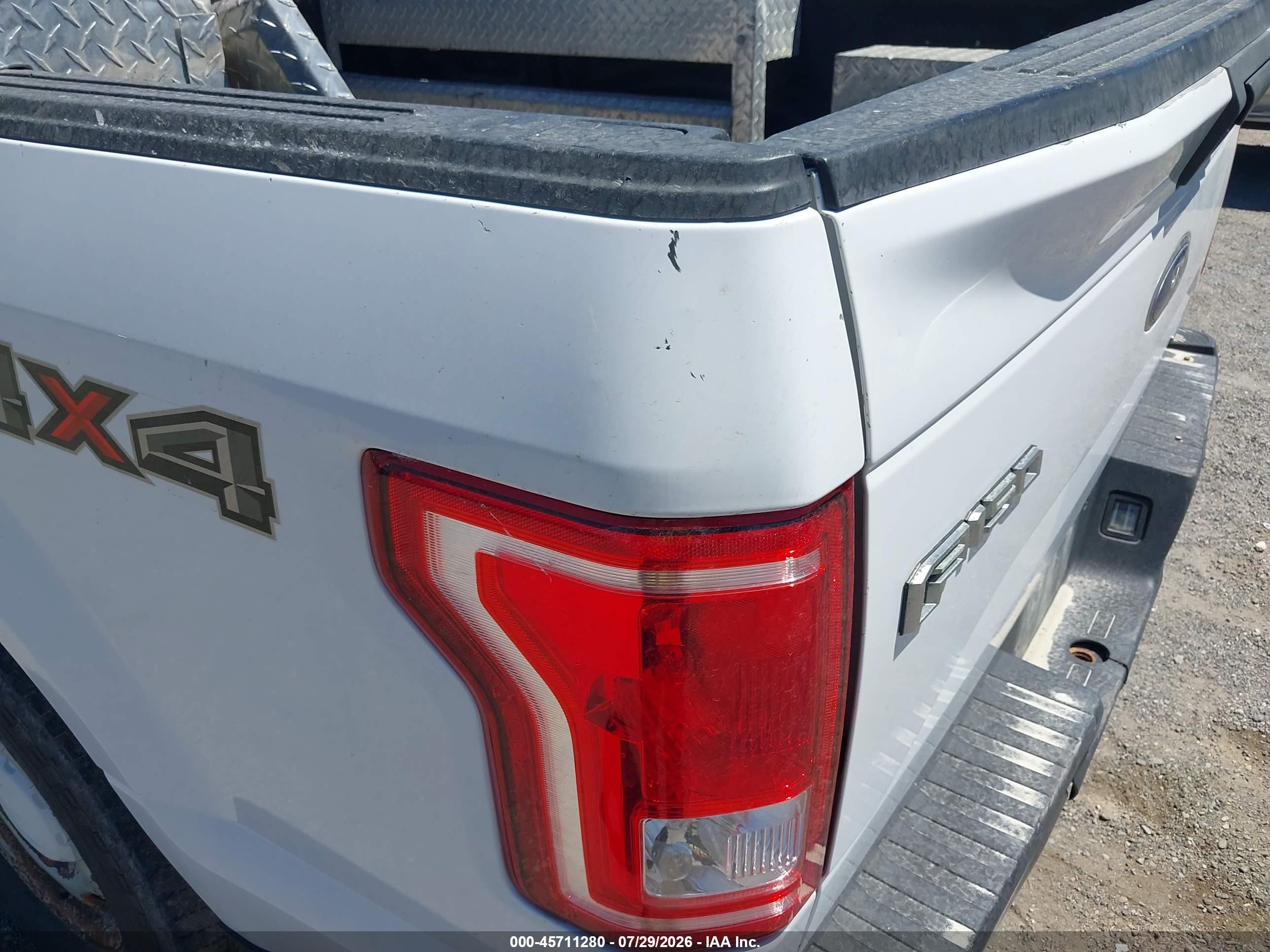2015 Ford F-150 Xl White vin: 1FTMF1E81FKD29419