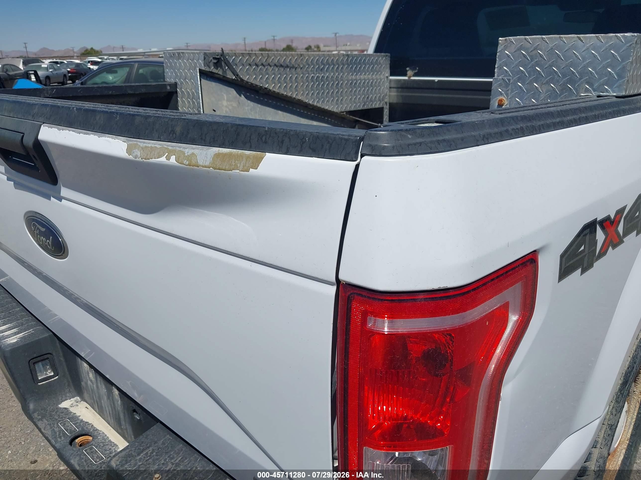 2015 Ford F-150 Xl White vin: 1FTMF1E81FKD29419