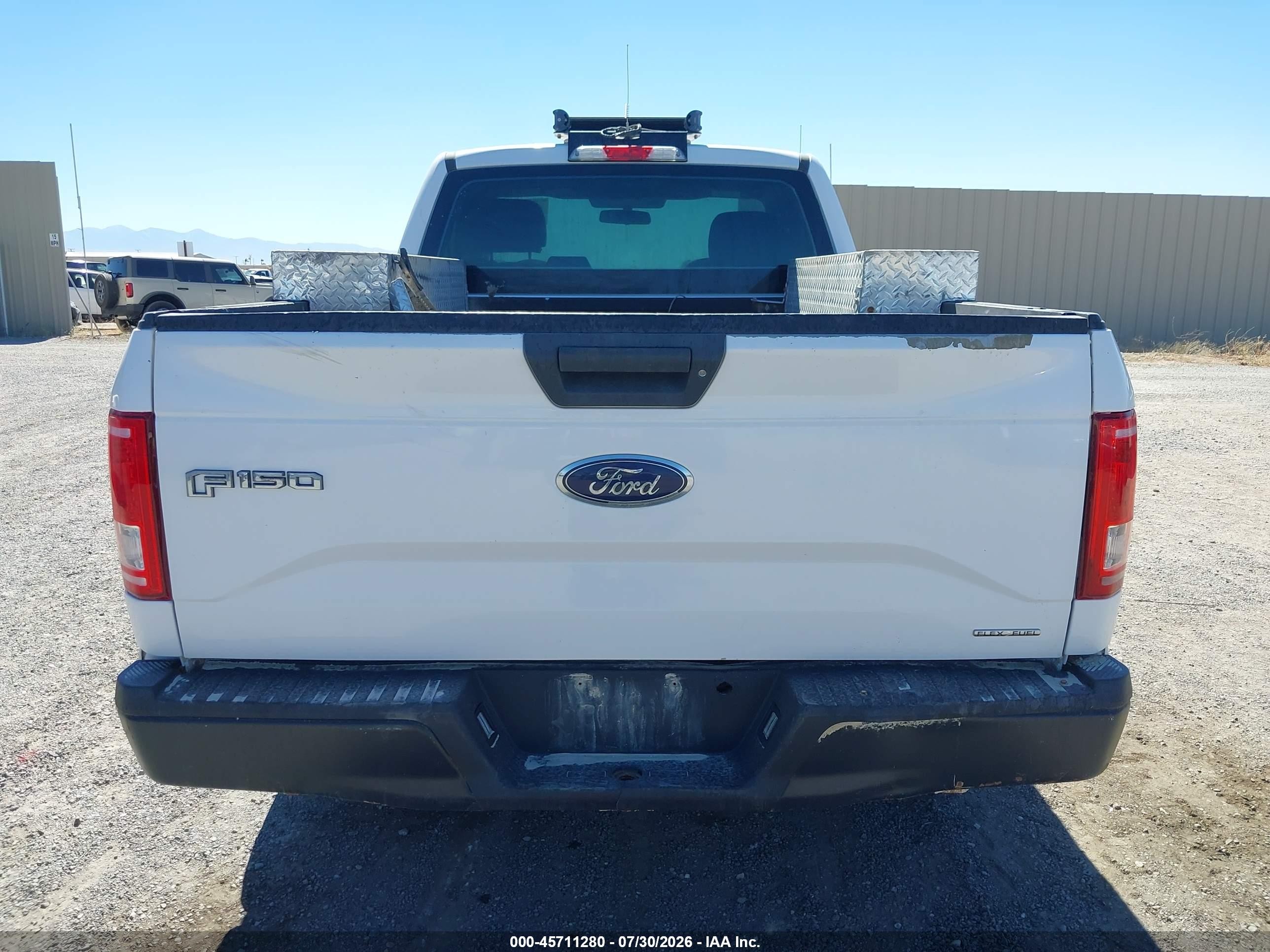 2015 Ford F-150 Xl White vin: 1FTMF1E81FKD29419