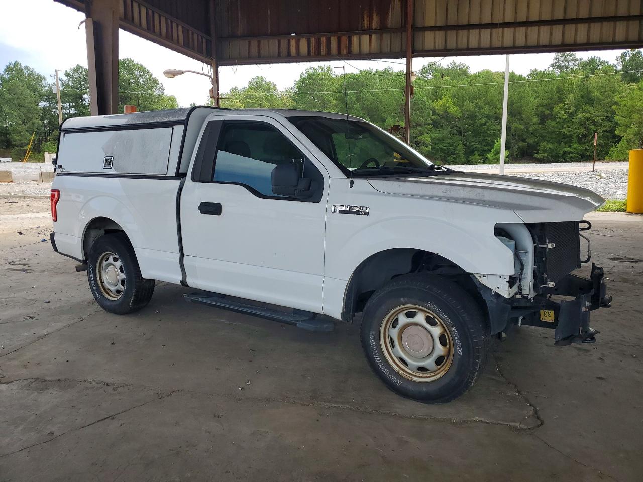 2015 Ford F150 White vin: 1FTMF1E84FFB08213