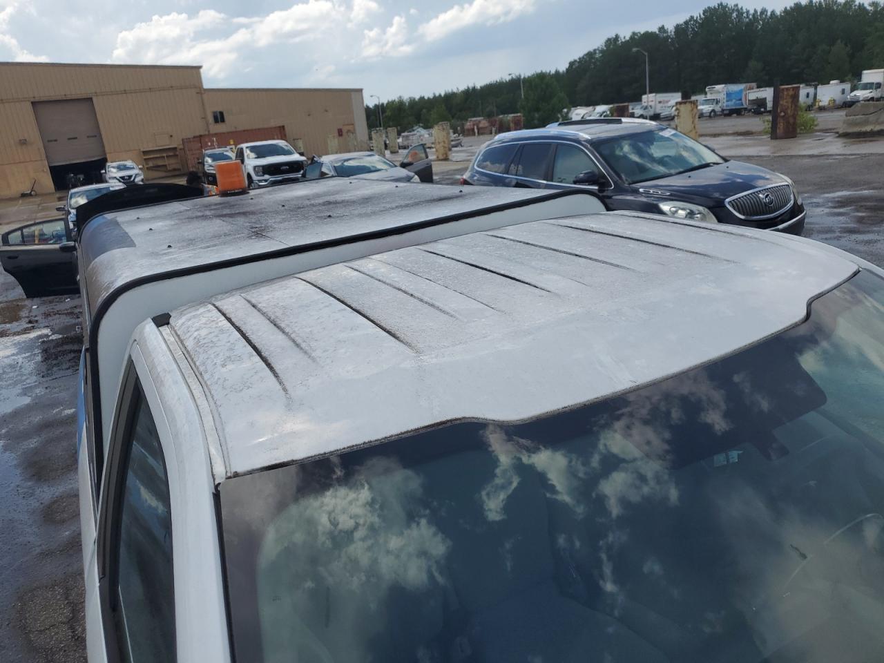 2015 Ford F150 White vin: 1FTMF1E84FFB08213 Damage: Roof, Oxidized, > 12 Inches