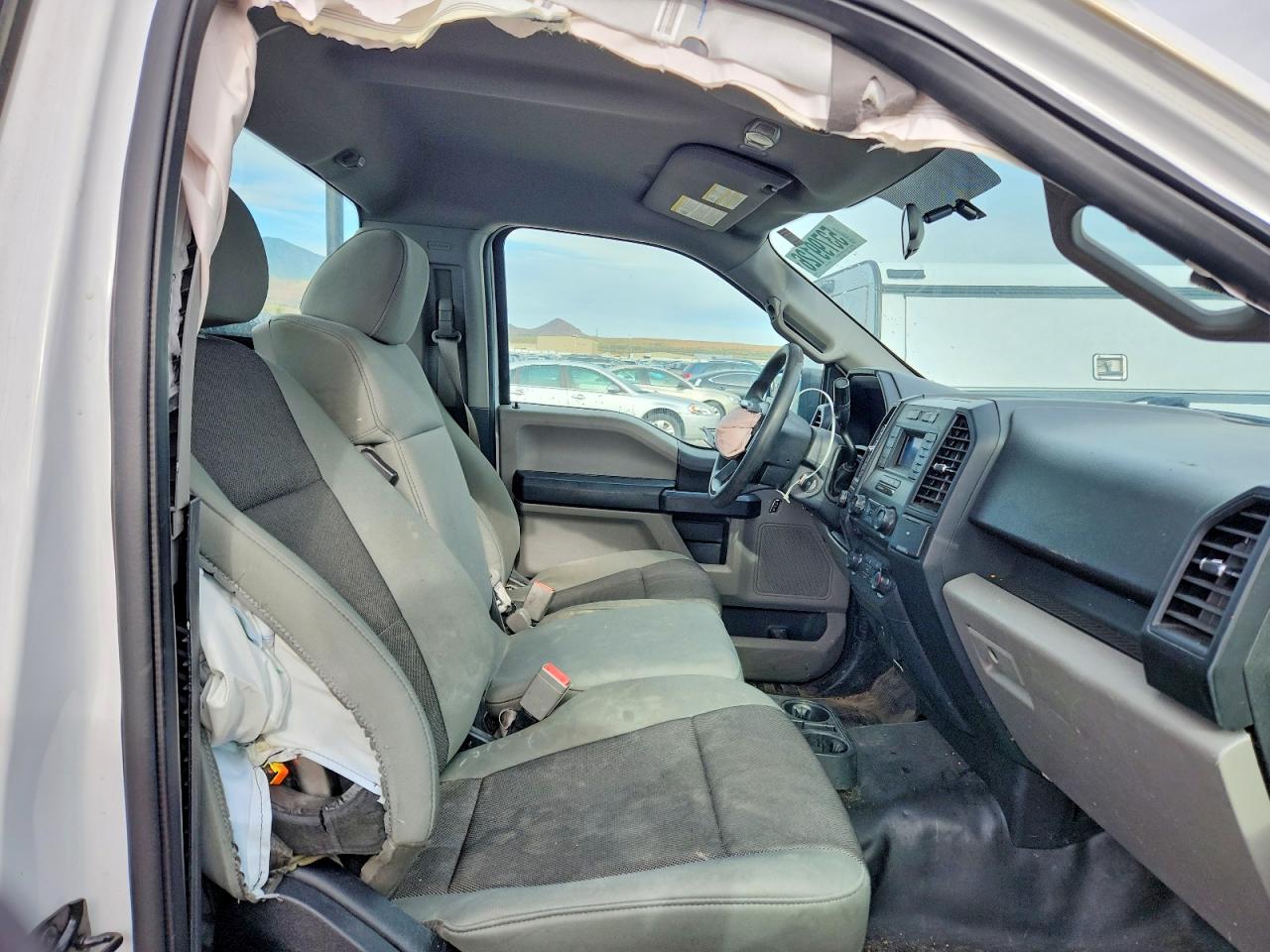 2018 Ford F150 Белый vin: 1FTMF1EB9JKG04801