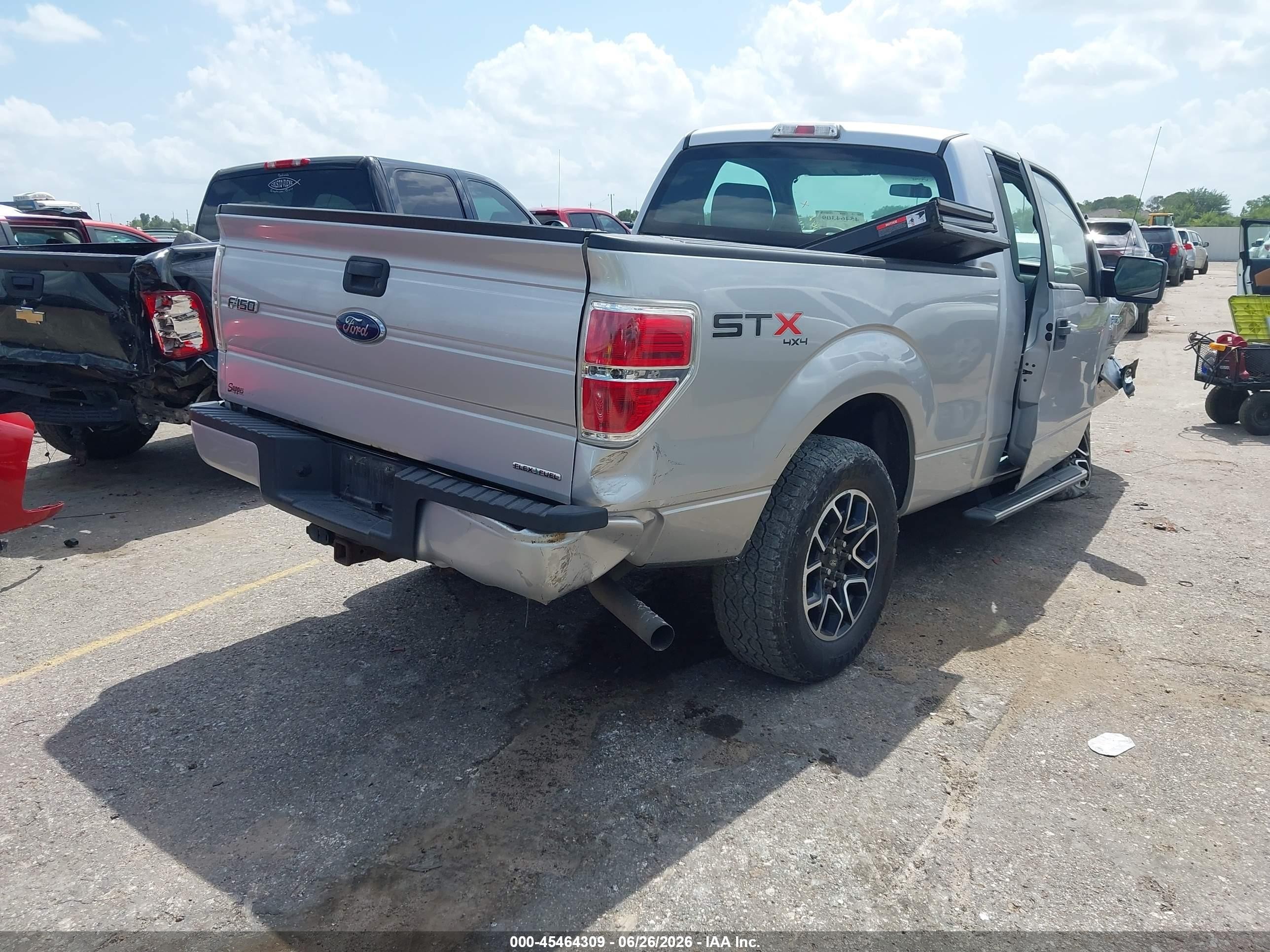 2013 Ford F-150 Stx/xl/xlt Silver vin: 1FTMF1EF1DFD65812