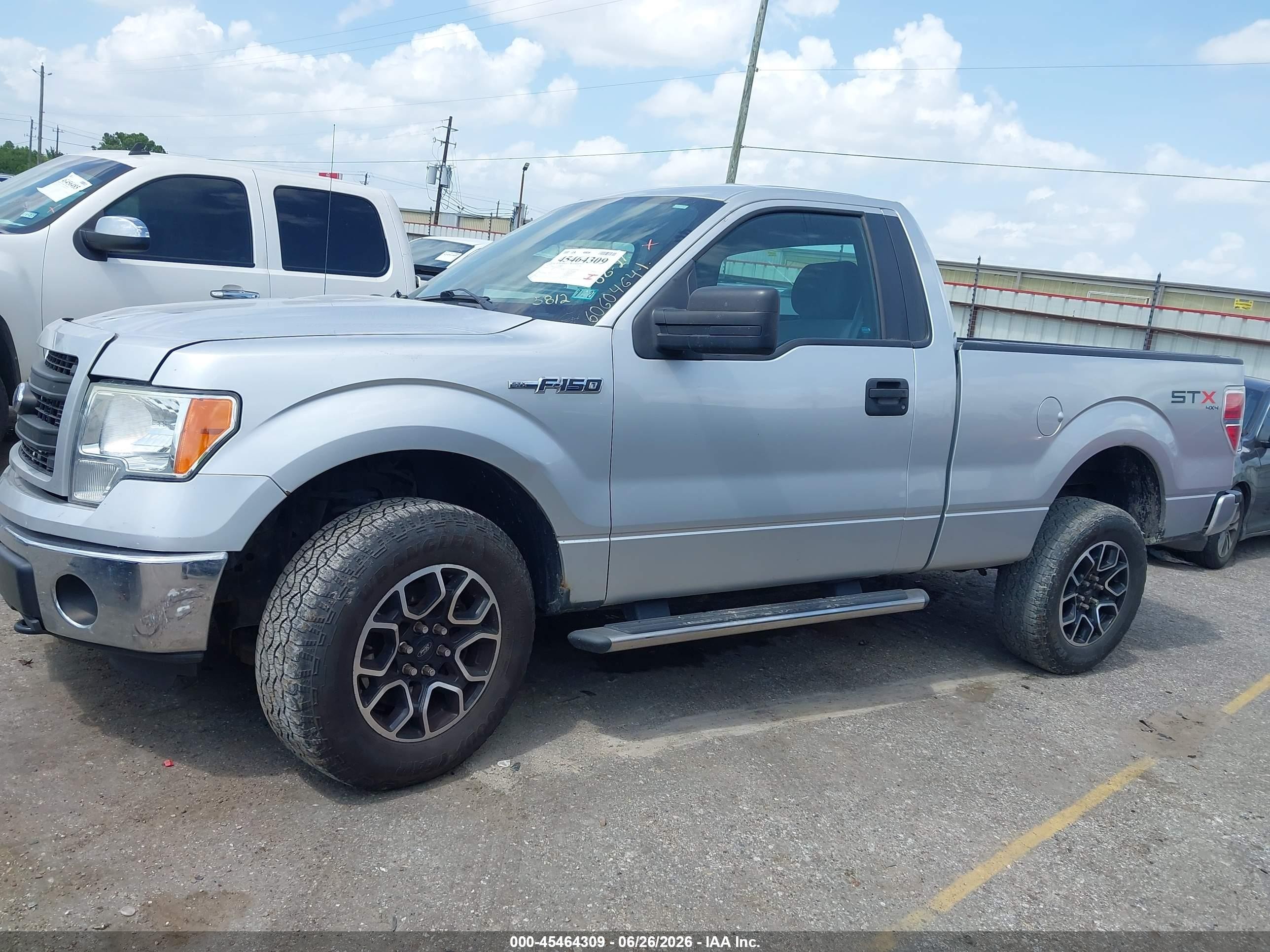 2013 Ford F-150 Stx/xl/xlt Silver vin: 1FTMF1EF1DFD65812