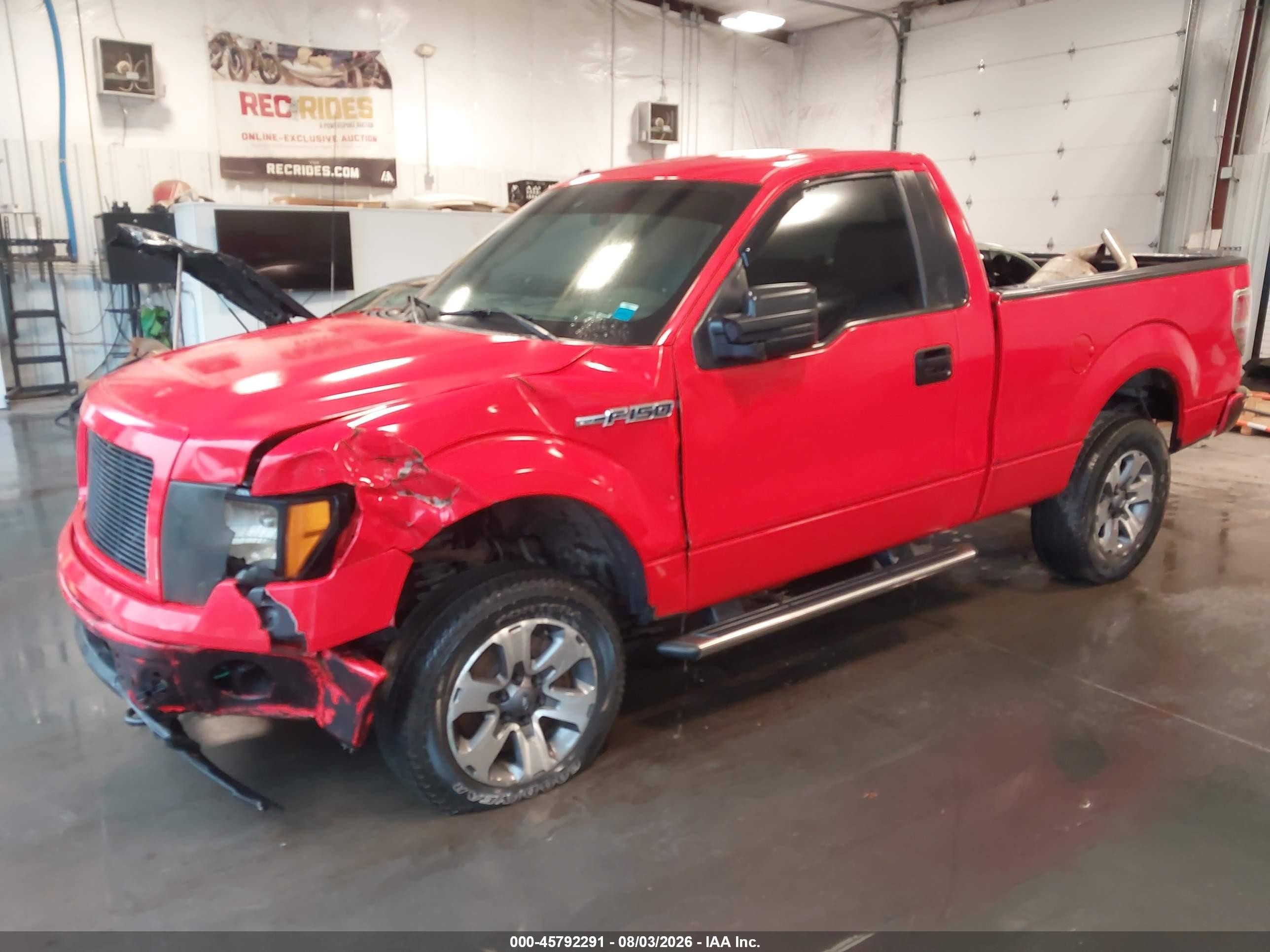 2014 Ford F-150 Stx Red vin: 1FTMF1EF2EFB13956