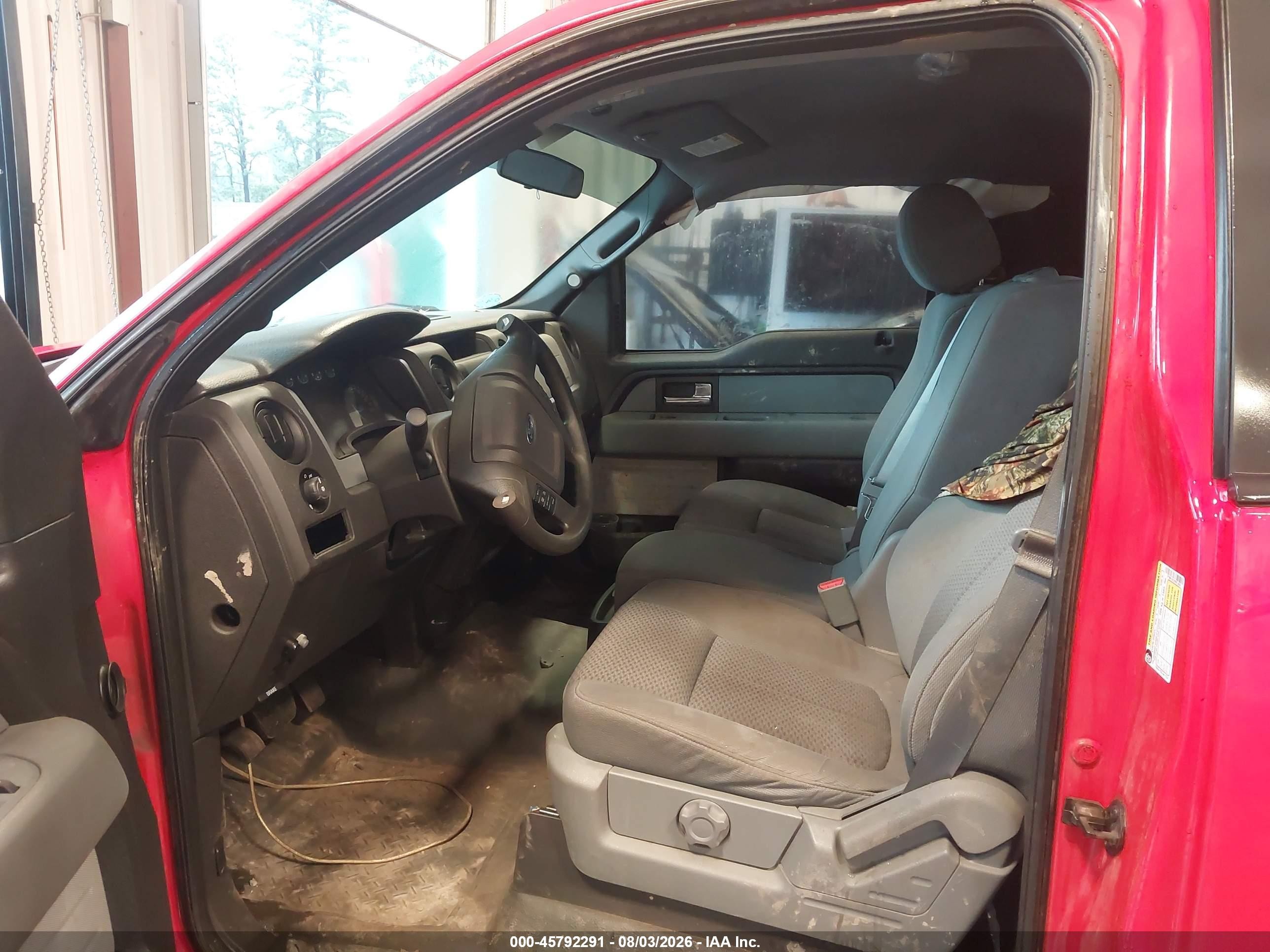 2014 Ford F-150 Stx Red vin: 1FTMF1EF2EFB13956