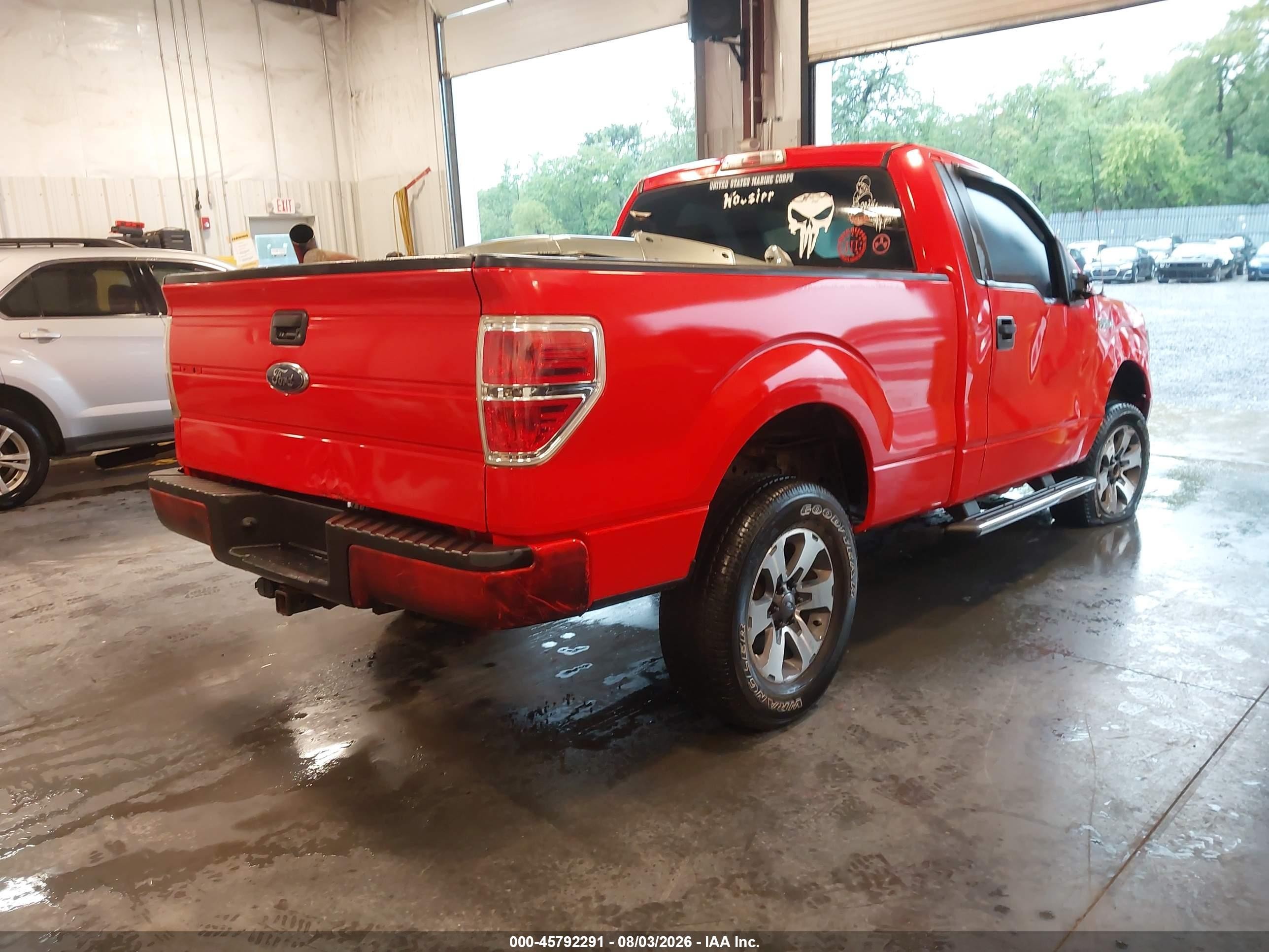 2014 Ford F-150 Stx Red vin: 1FTMF1EF2EFB13956